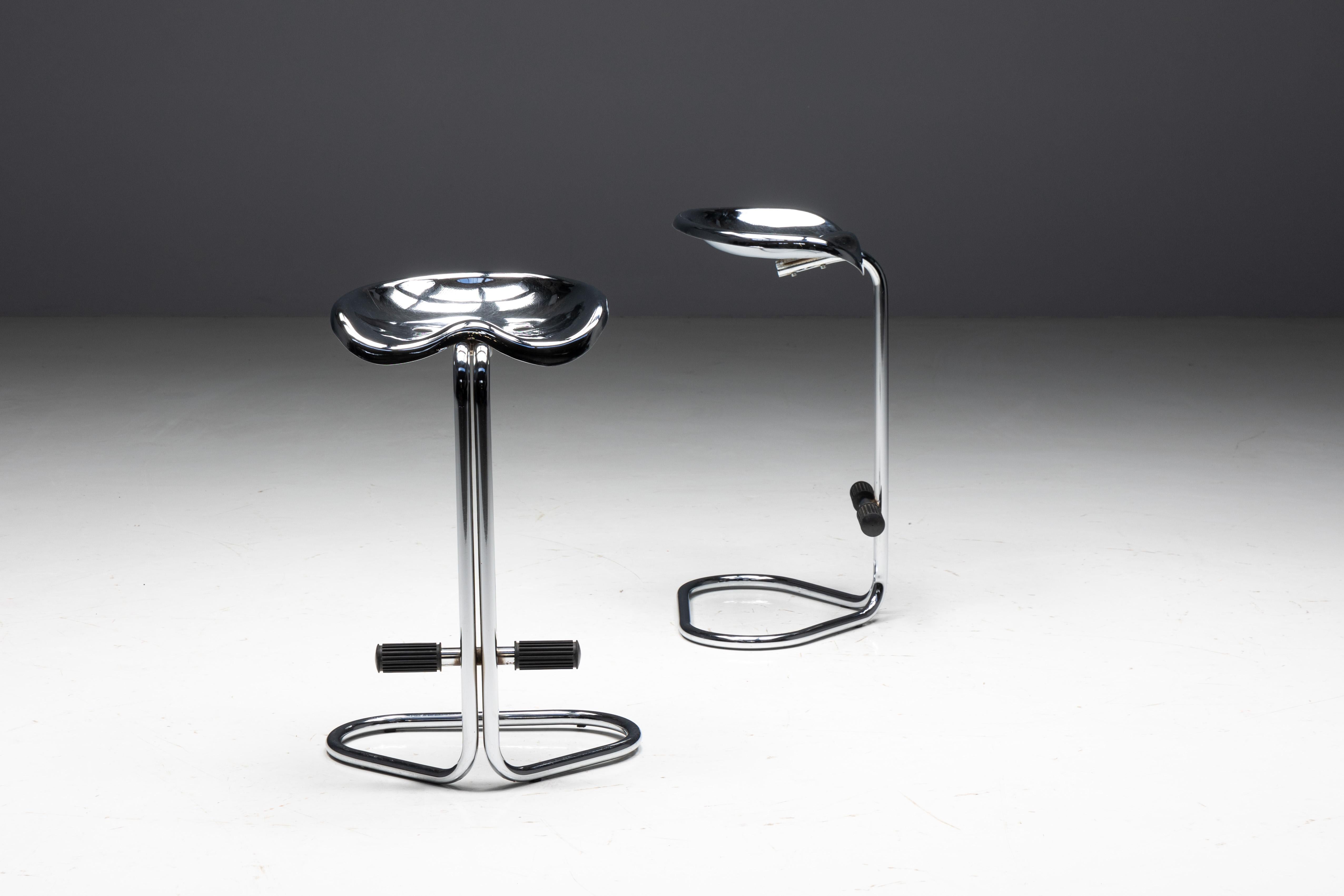 Chrome Tractor Stools by Rodney Kinsman for Bieffeplast, Italy, 1970s In Excellent Condition For Sale In Antwerp, BE