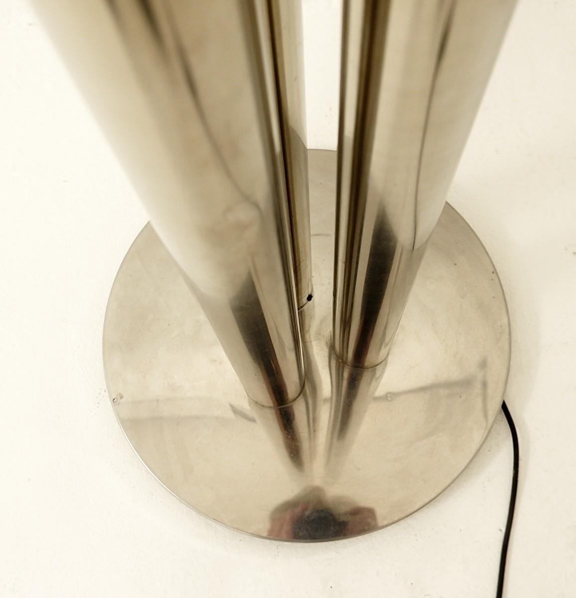 Chrome Tubes Floor Lamp, 1970s In Good Condition For Sale In Brussels, BE