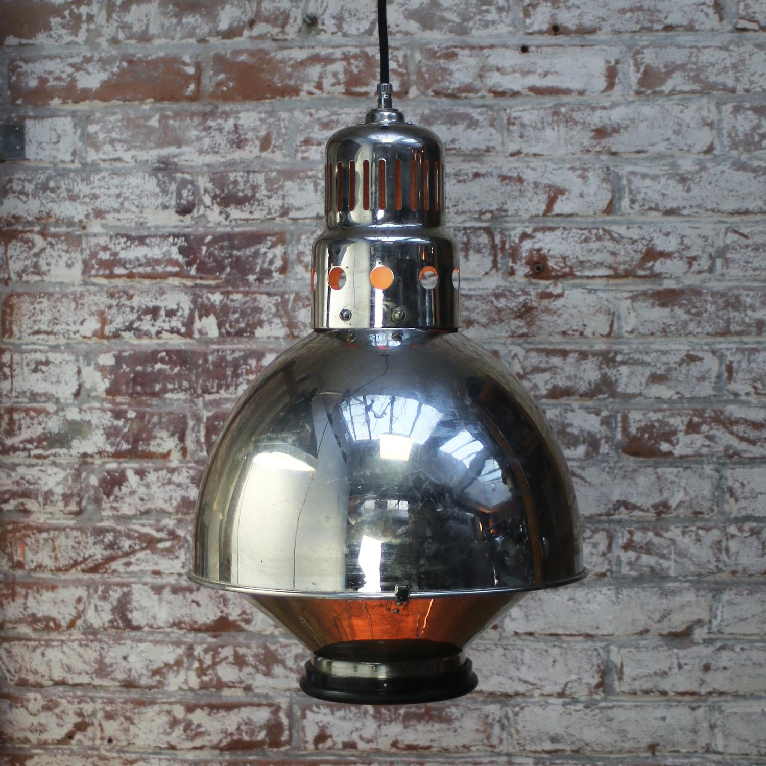 Chrome Vintage Medical Metal Pedant Light In Good Condition For Sale In Amsterdam, NL