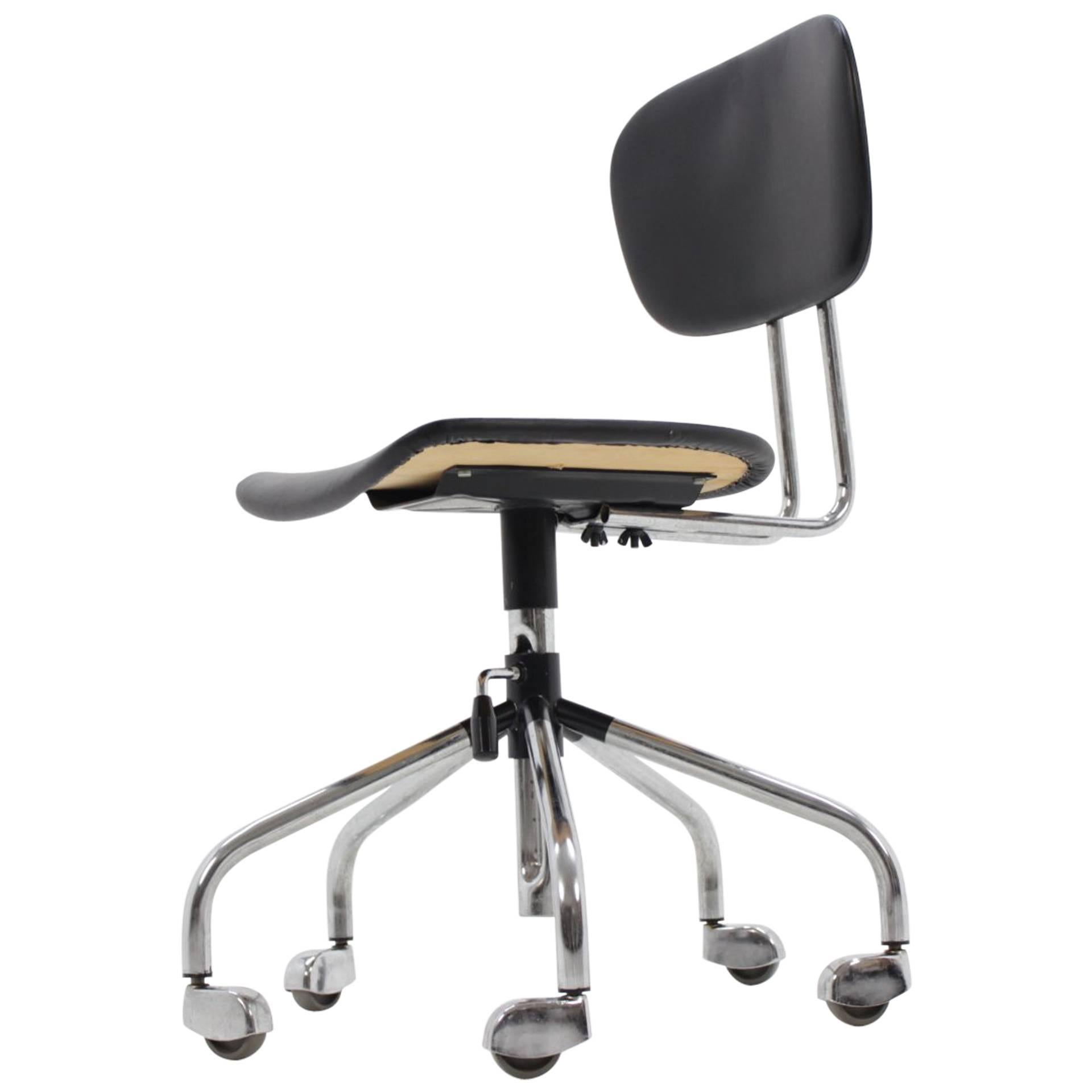 Chrome Wheel Office Chair For Sale