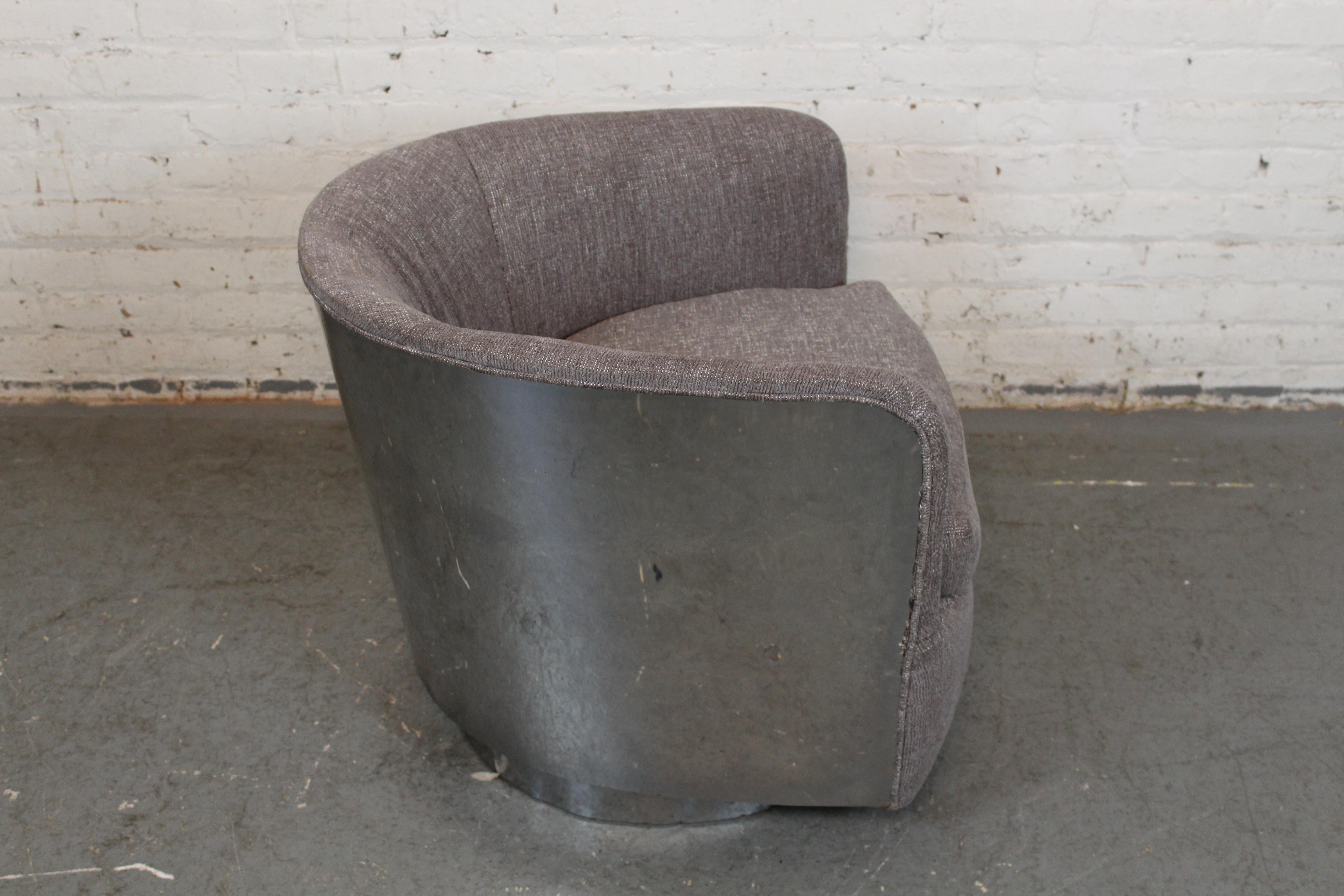 Silla giratoria cromada de Milo Baughman para Thayer Coggin en Bueno estado para la venta en Brooklyn, NY