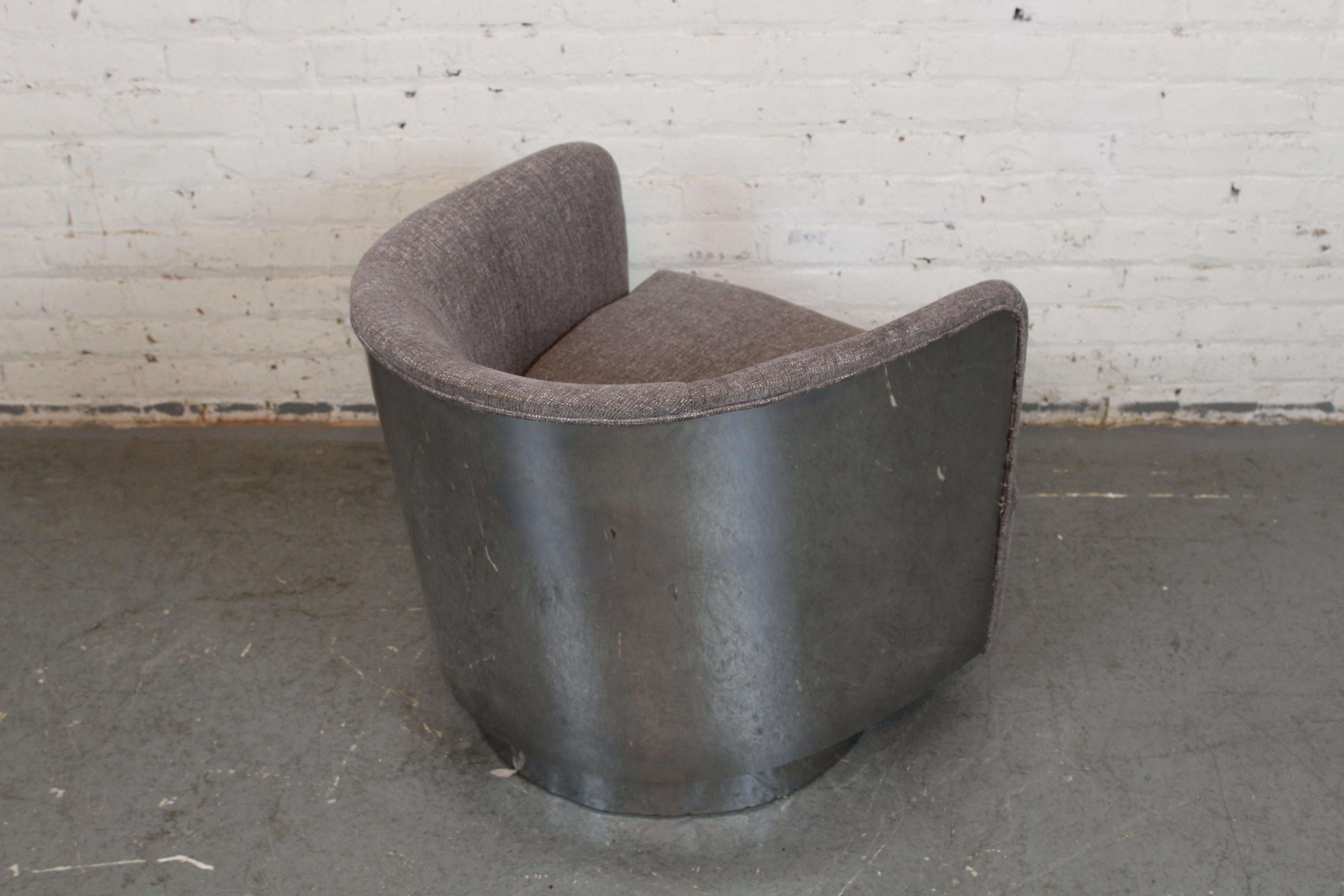 Silla giratoria cromada de Milo Baughman para Thayer Coggin siglo XX en venta