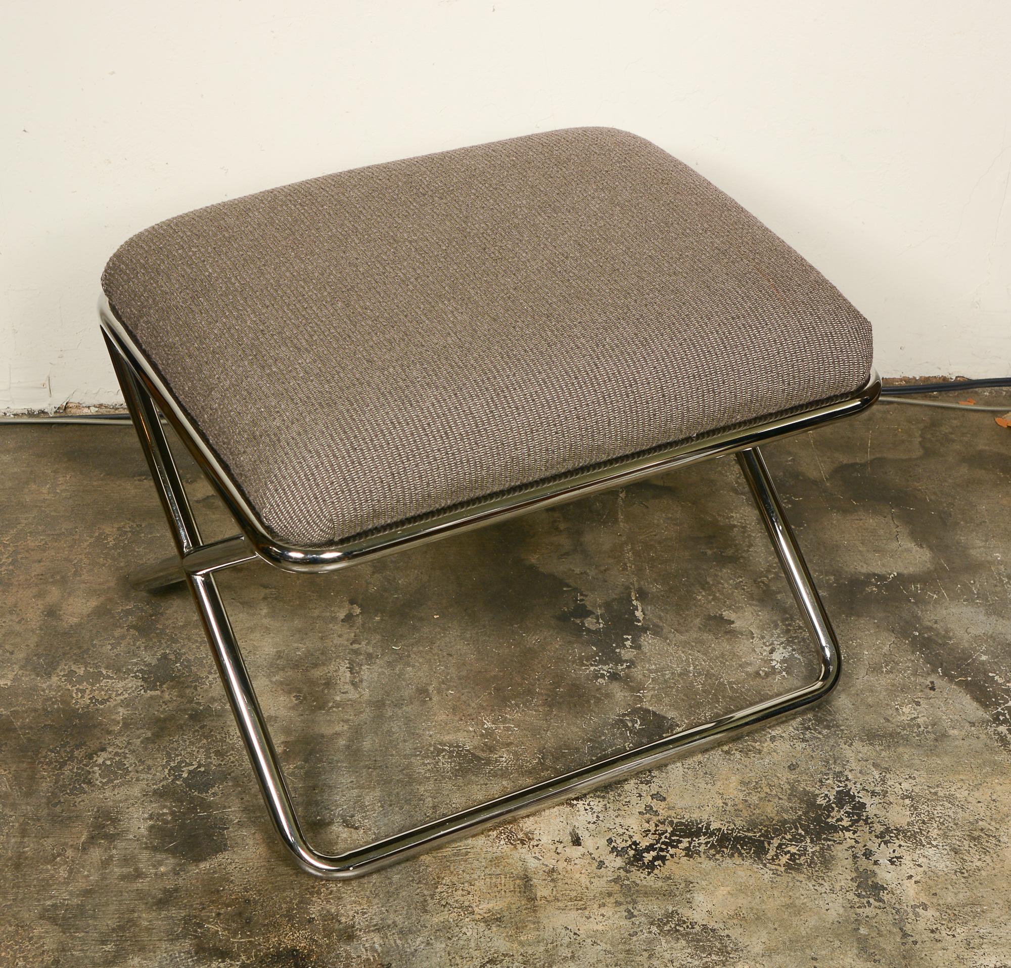 x-base stool