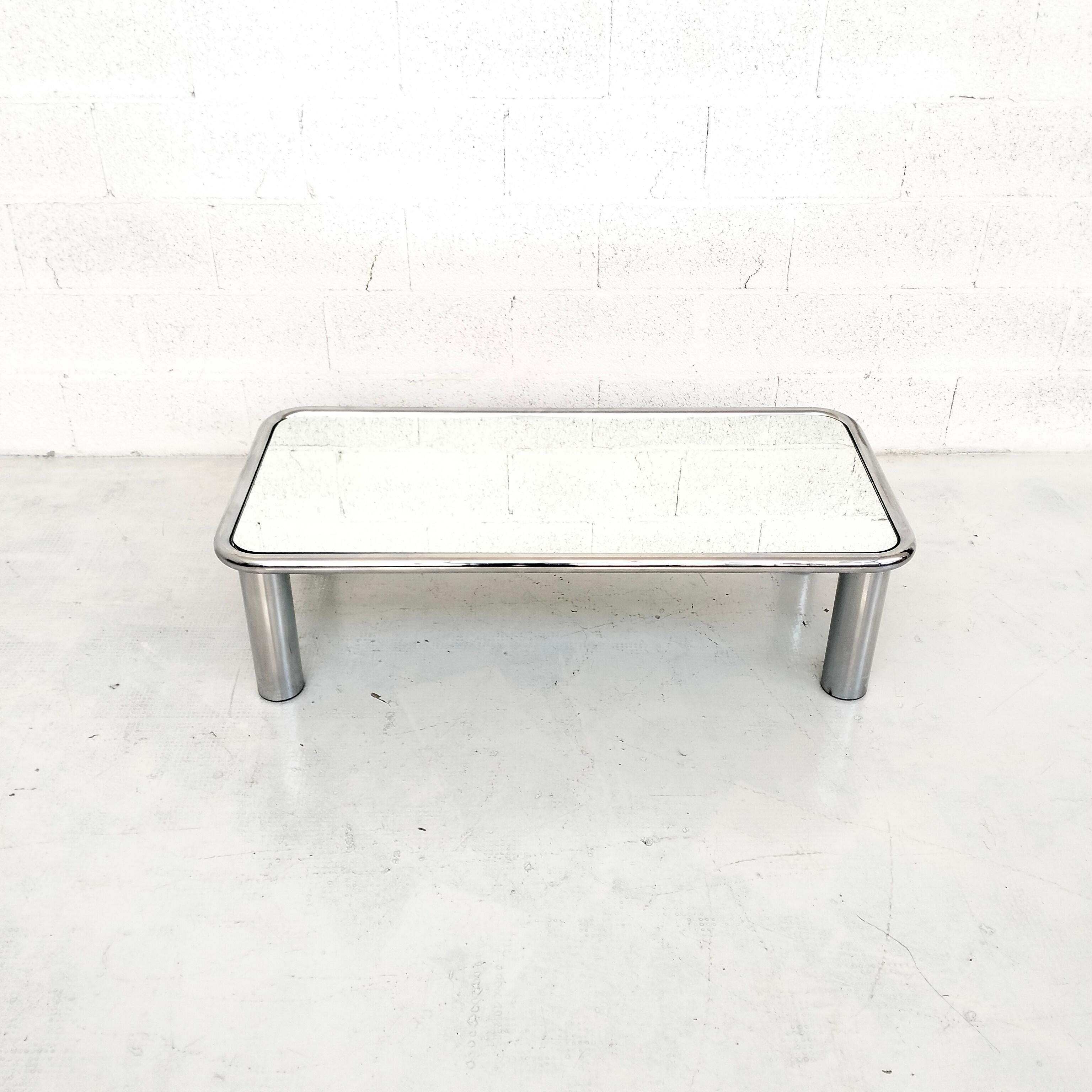 Late 20th Century Chromed  and mirrored Coffee Table Sesann Model by G Frattini for Cassina