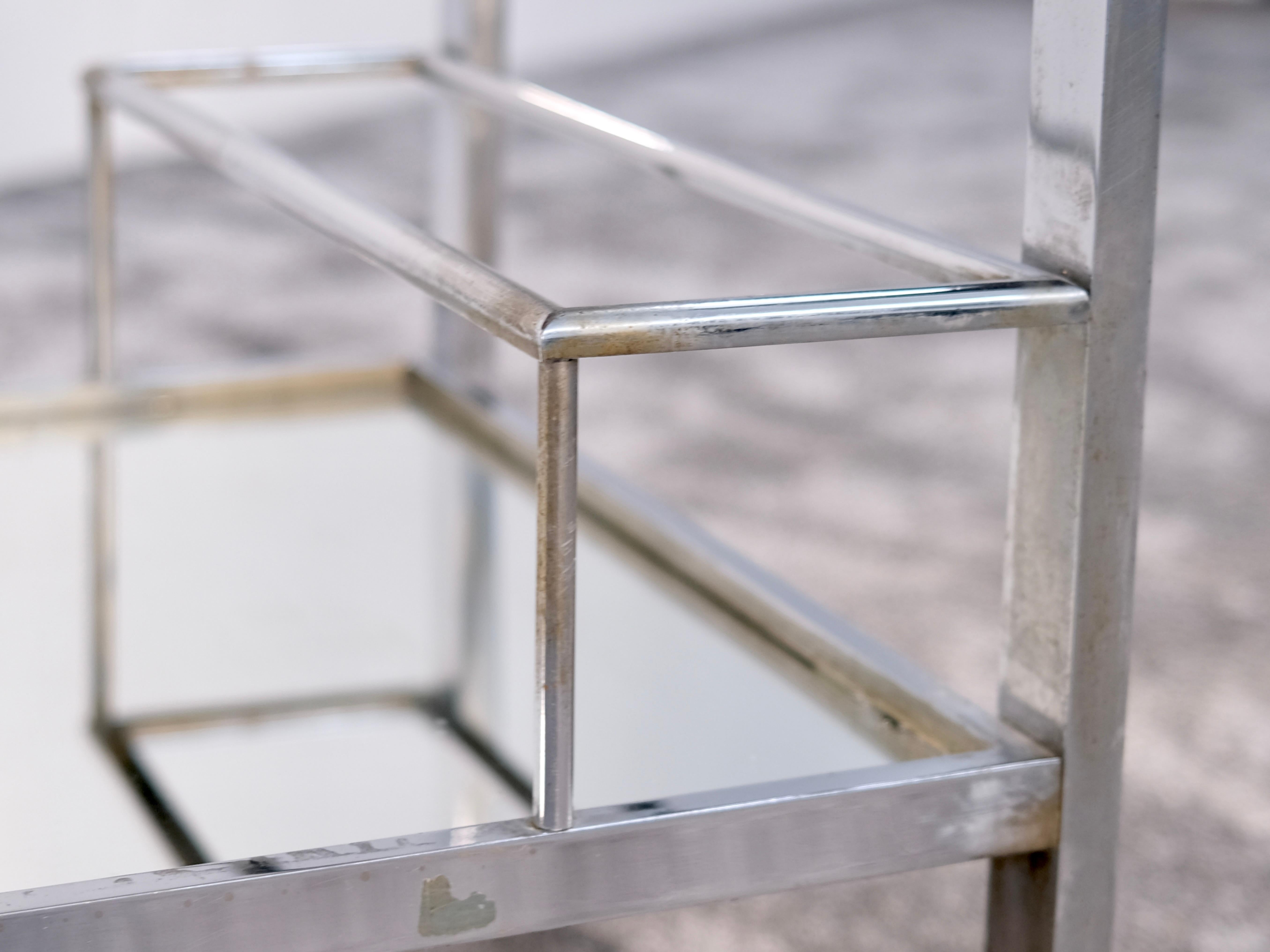 Chromed Art Deco Bar Cart on Wheels and Removable Mirrored Tray, France 1930's For Sale 3