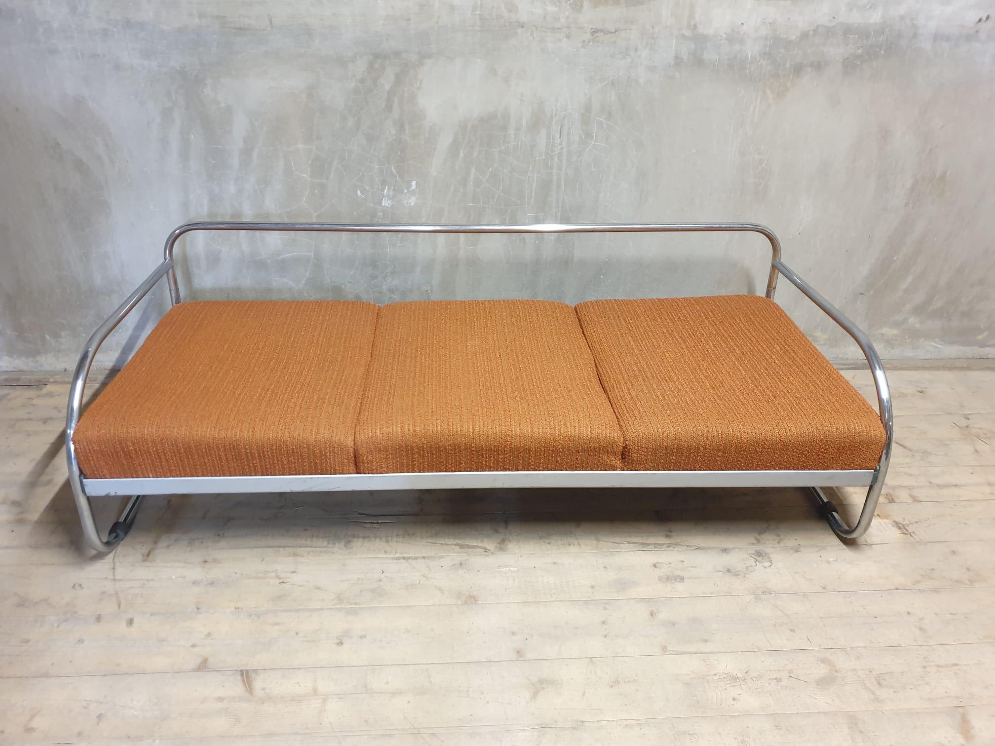 Chromed Bauhaus sofa, 1930´s, Bohemia For Sale 3