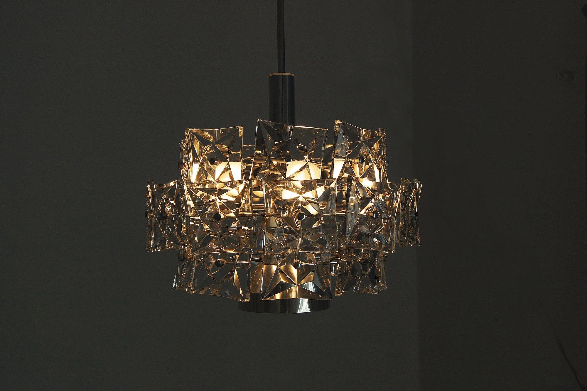 Lustre chromé avec cristaux design Kinkeldey Allemagne 1960s en vente 1