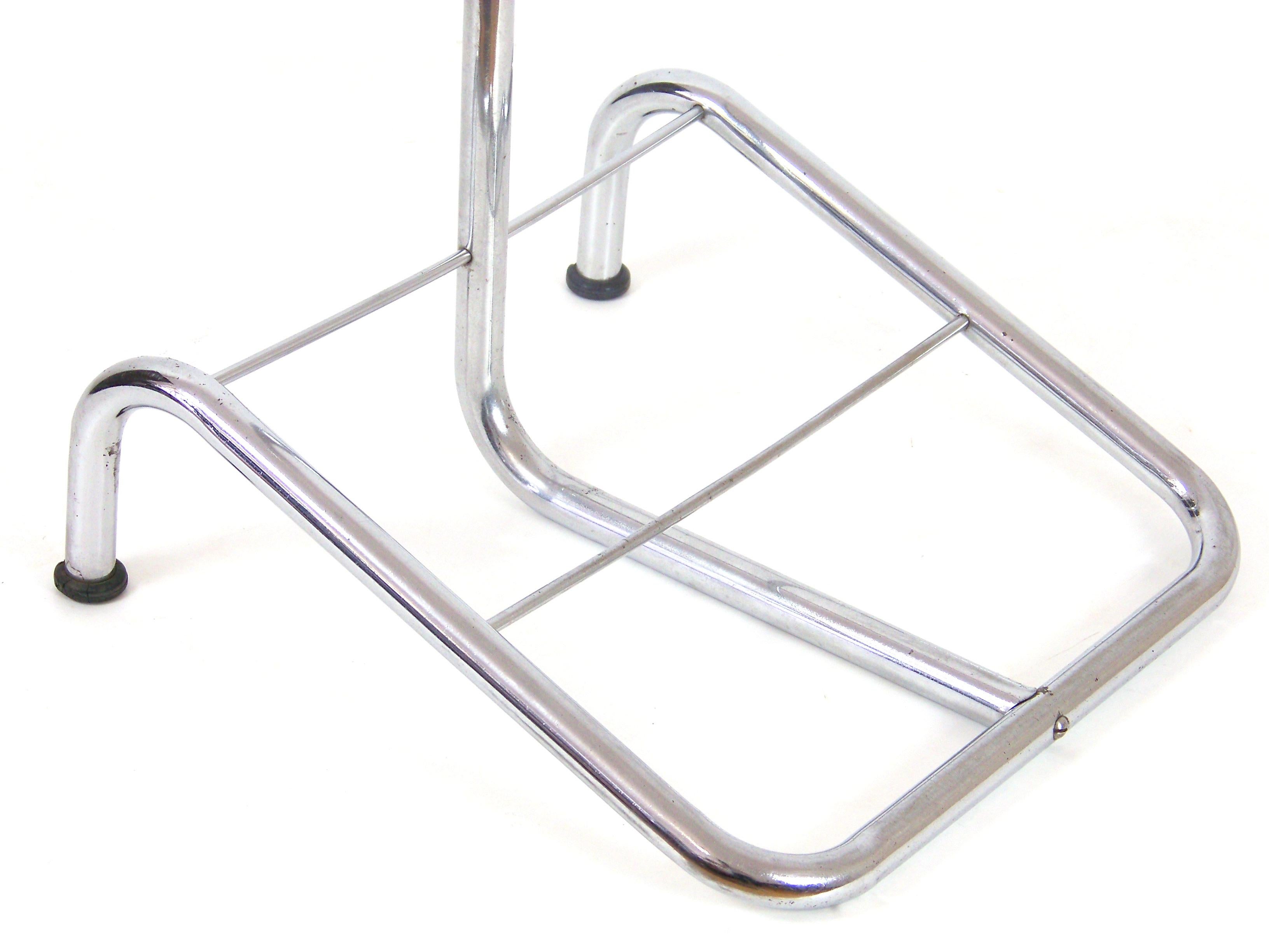 Bauhaus Chromed Clothes Valet Stand, Dressboy by Vichr, circa 1930
