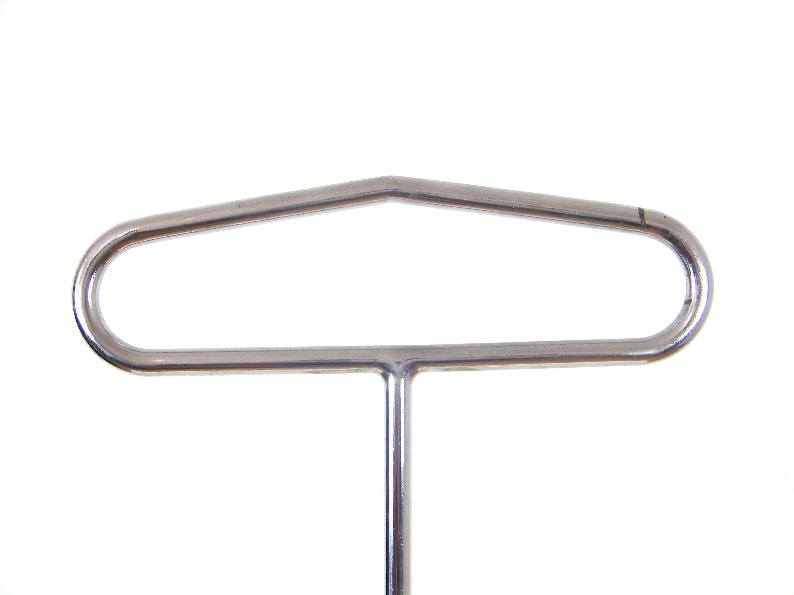 Chromed Clothes Valet Stand, Dressboy by Vichr, circa 1930 In Good Condition In Praha, CZ