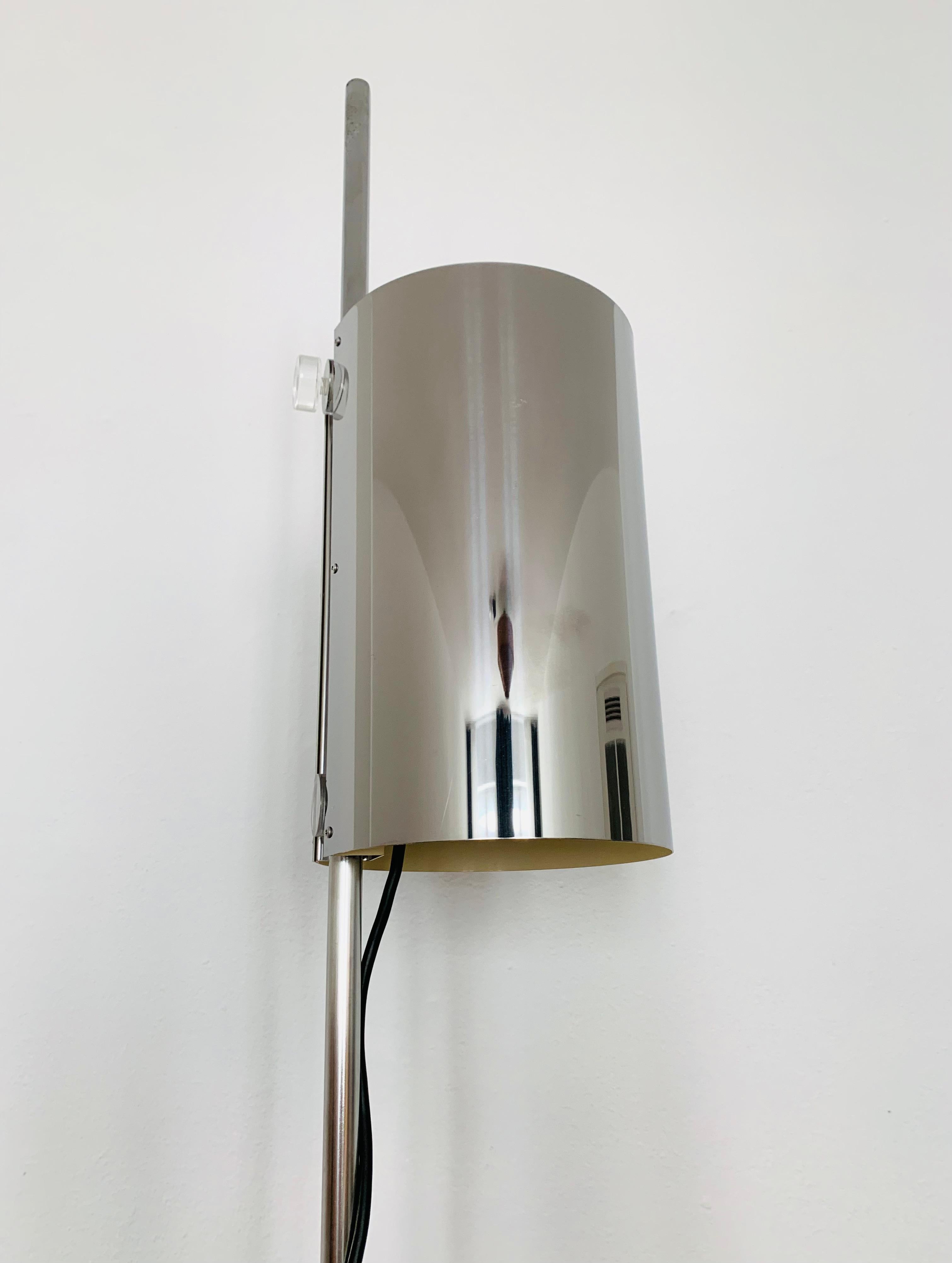 Metal Chromed floor lamp by Raak For Sale