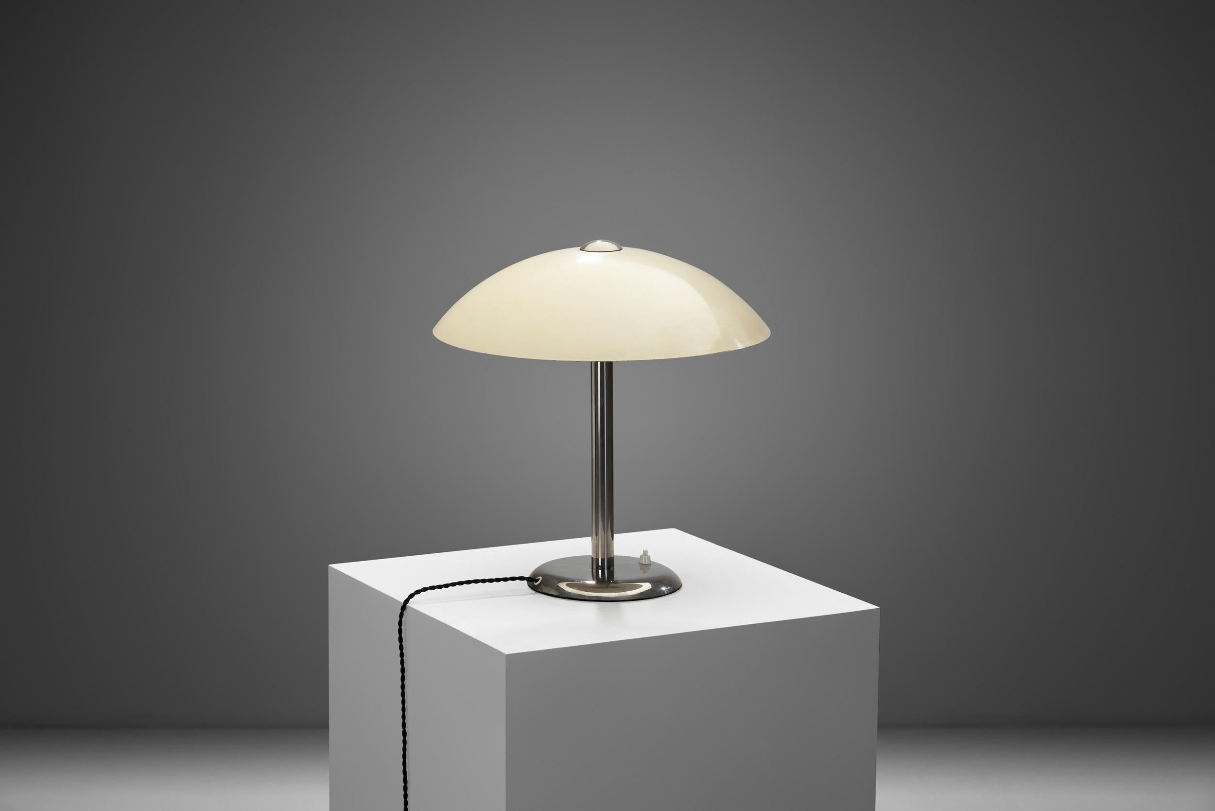 Verchromte Metal Art Deco Tischlampe für WMF Ikora, Deutschland 1930er Jahre im Angebot 1
