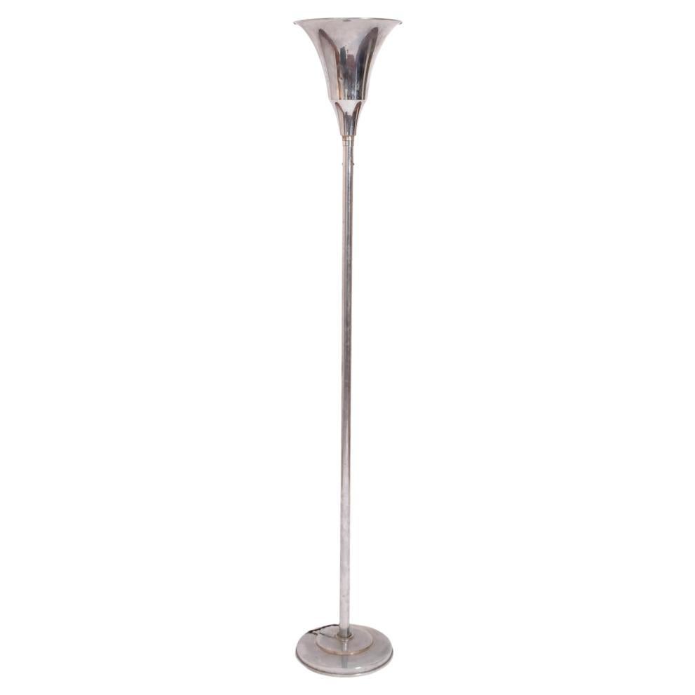 Chromed metal modernist floor lamp, 1930s.