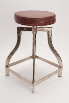 Taburete de metal cromado con tapa de cuero, EE.UU., 1930
