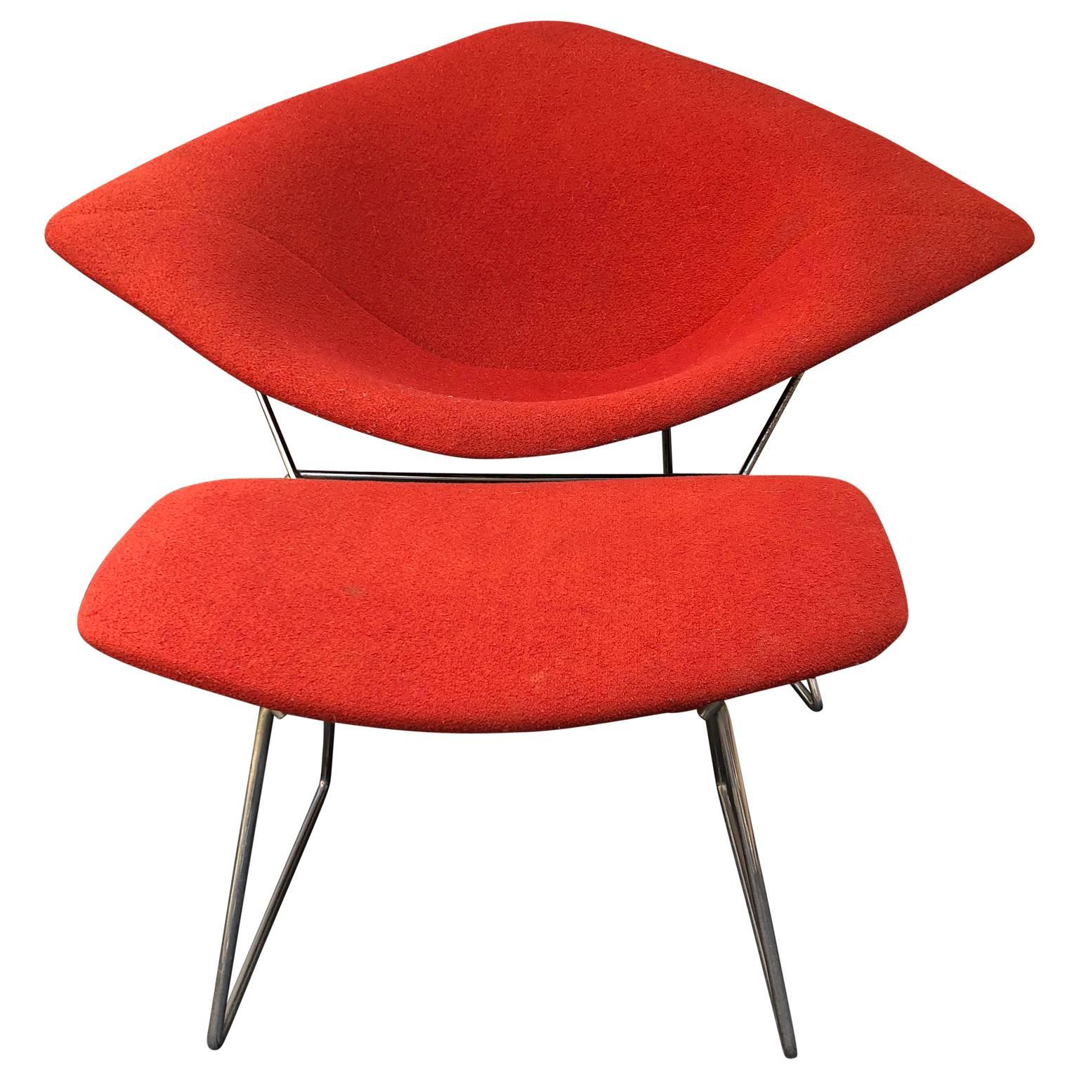 Harry Bertoia Diamond Chair und Ottomane für Knoll, ca. 1950er Jahre (Moderne der Mitte des Jahrhunderts) im Angebot