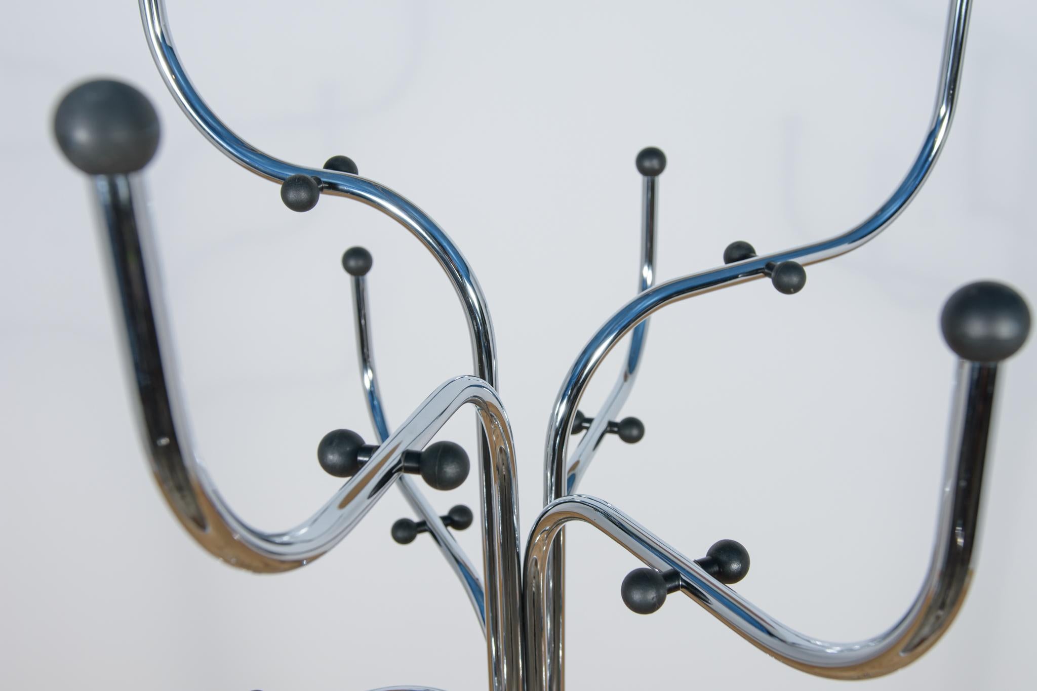 Chromed Steel Coat Rack Coat Tree by Sidse Werner for Fritz Hansen, 1970s In Good Condition For Sale In GNIEZNO, 30