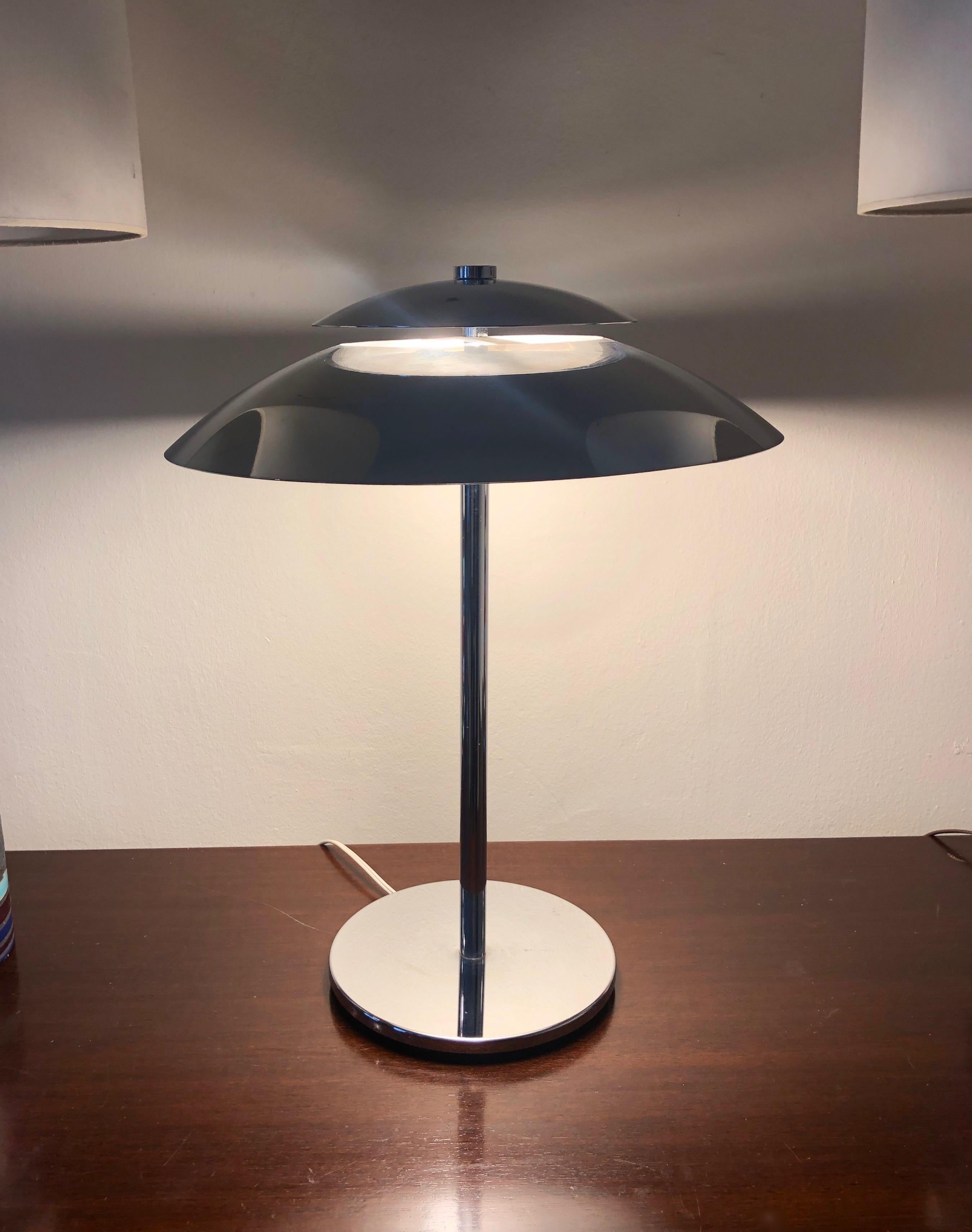 Chromed Table Lamp, Italy, circa 1970 For Sale 5