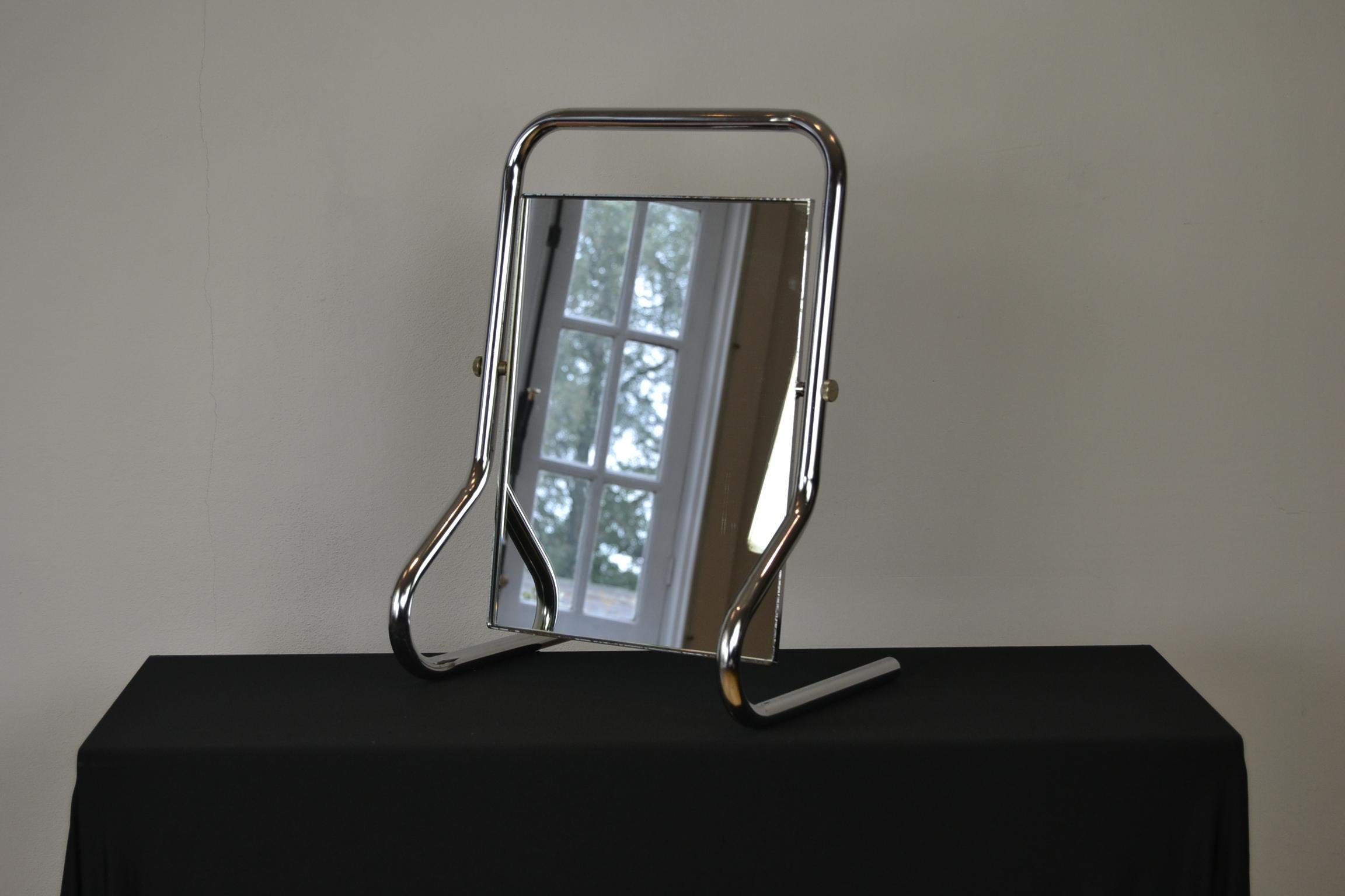Miroir de table chromé, miroir de coiffeuse de style Bauhaus, années 1970 en vente 14
