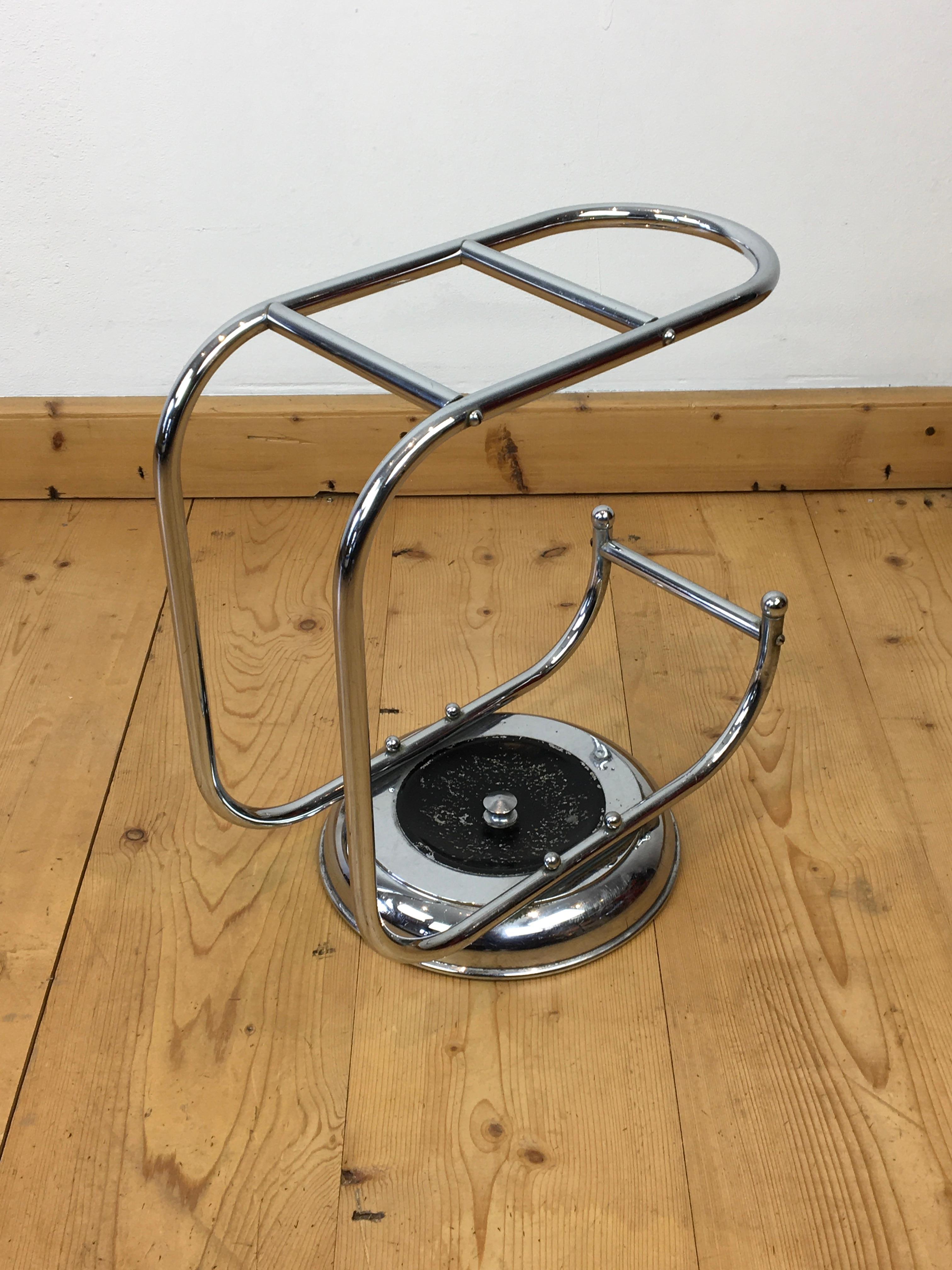 Chromed Umbrella Stand by Demeyere Belgium In Good Condition For Sale In Antwerp, BE