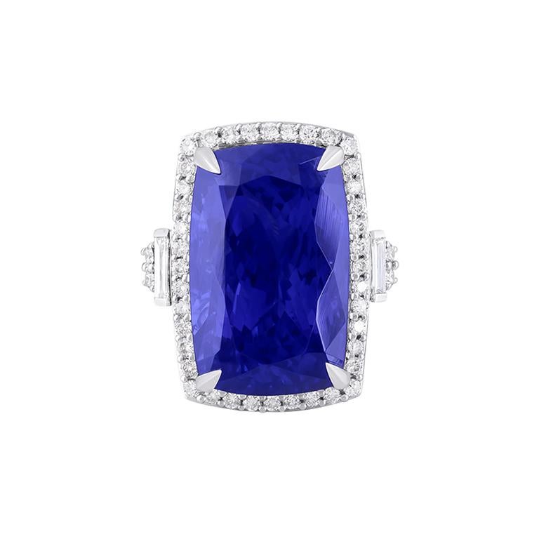 Bague en or blanc 18 carats Tanzanite et diamant blanc AAA+ 28,50cts Excellent état - En vente à New York, NY