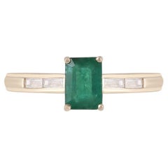 Bague en or jaune 14K avec émeraude chromée et diamant blanc 1,07cts