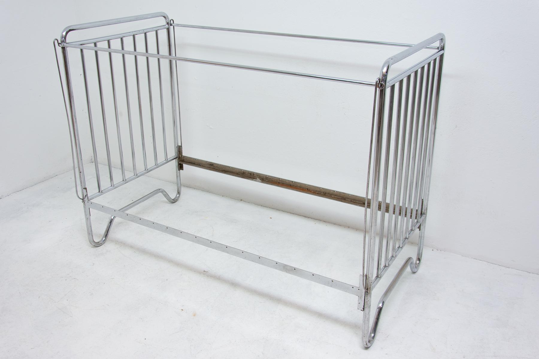 Mid-20th Century Chromium Plated Childern Bed, Bauhaus Period, 1930s For Sale