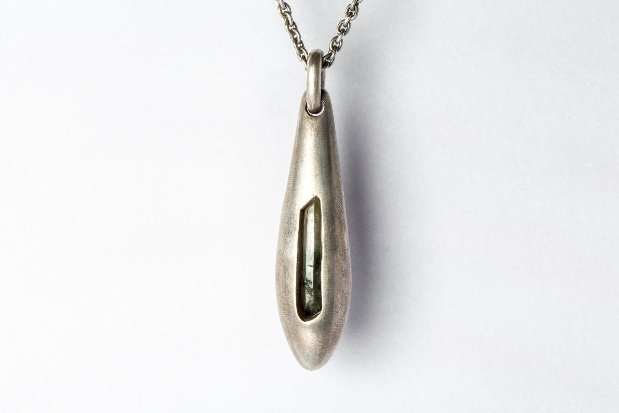 Pendant necklace made in acid treated sterling silver and a chlorite include quartz. It comes on 74 cm sterling silver chain.