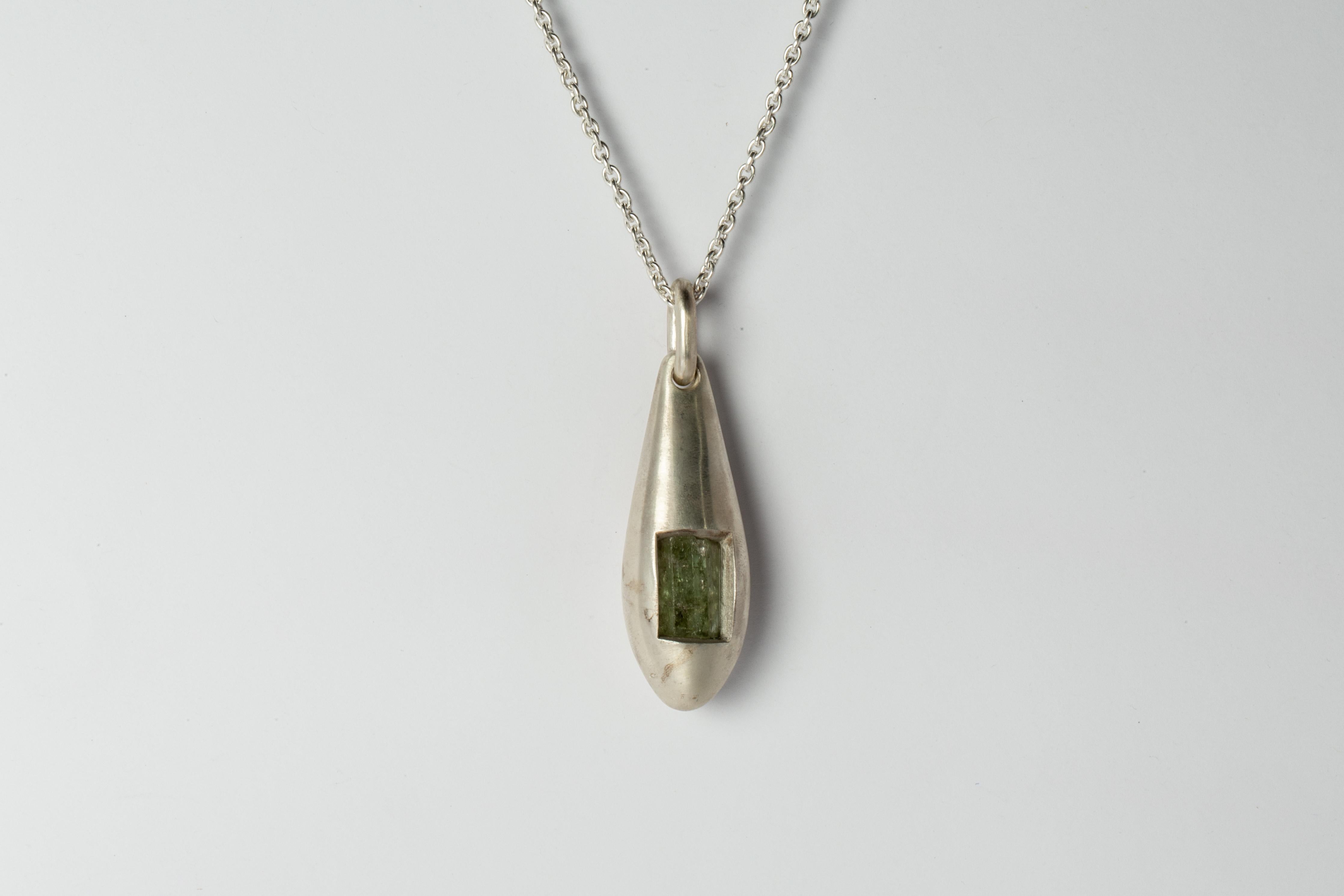 Pendant necklace made in matte sterling silver and a slab of rough heliodor. It comes on 74 cm sterling silver chain.