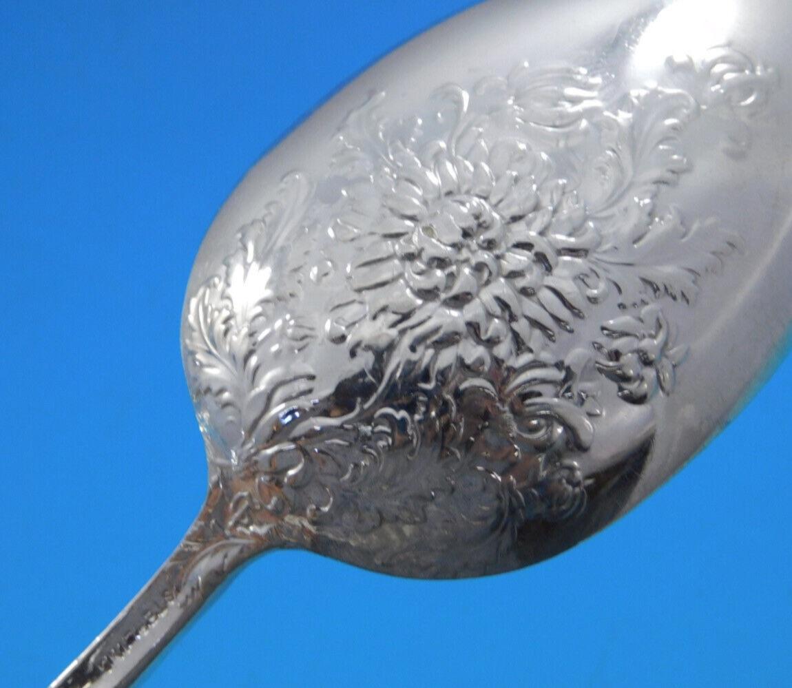 Set di posate in argento Sterling Chrysanthemum by Durgin Servizio 98 pezzi Cena in vendita 2