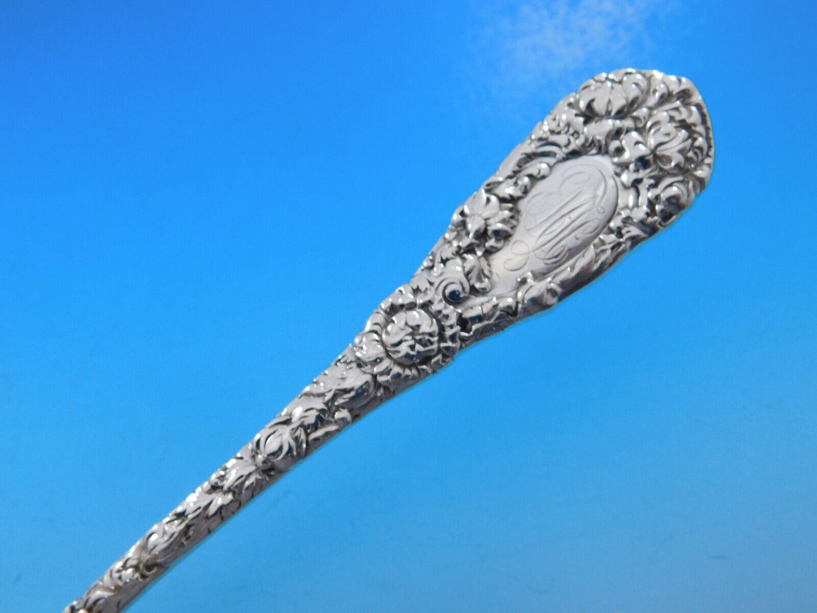Set di posate in argento Sterling Chrysanthemum by Durgin Servizio 98 pezzi Cena in vendita 3