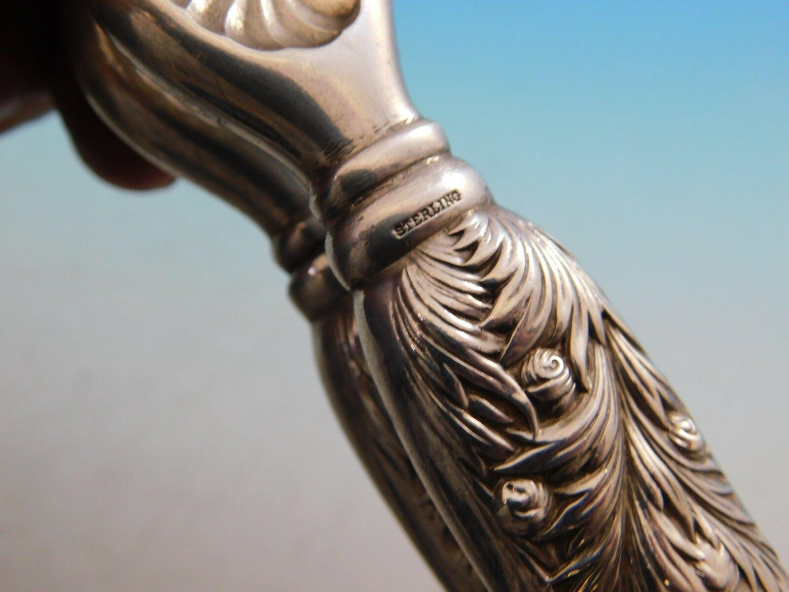 Argent sterling Chrysanthemum par Tiffany and Co. Cracker à Noix en Argent Sterling Original de 5 1/2 po.