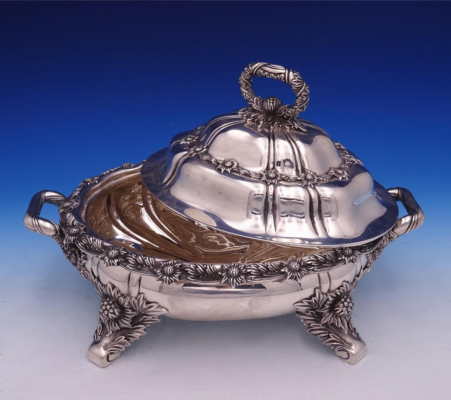 Chrysanthemum by Tiffany Sterling Silver Vegetable Dish Covered No Monogram 3089 In Excellent Condition In Big Bend, WI