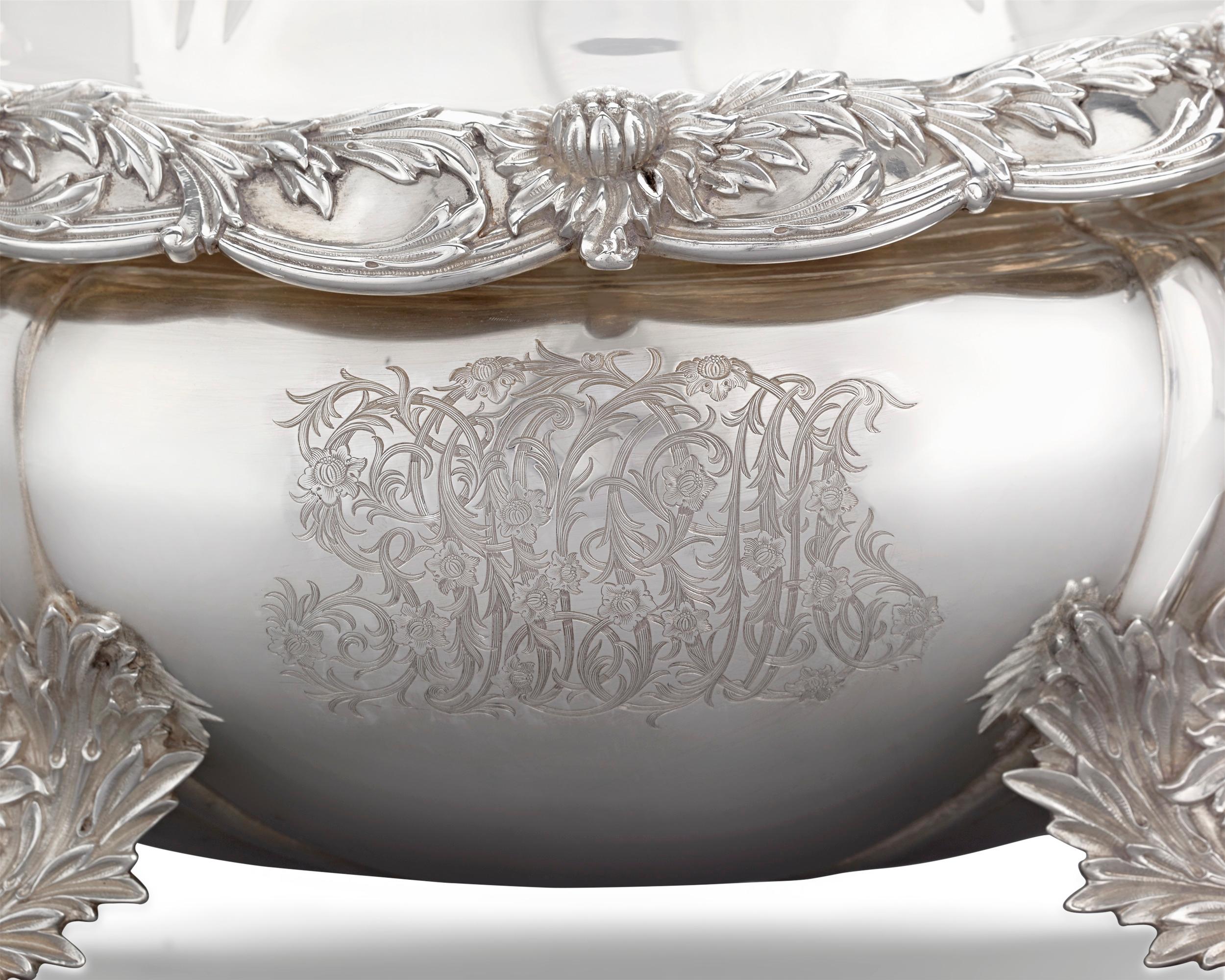 Chrysanthemum Covered Soup Tureen by Tiffany & Co. In Excellent Condition In New Orleans, LA