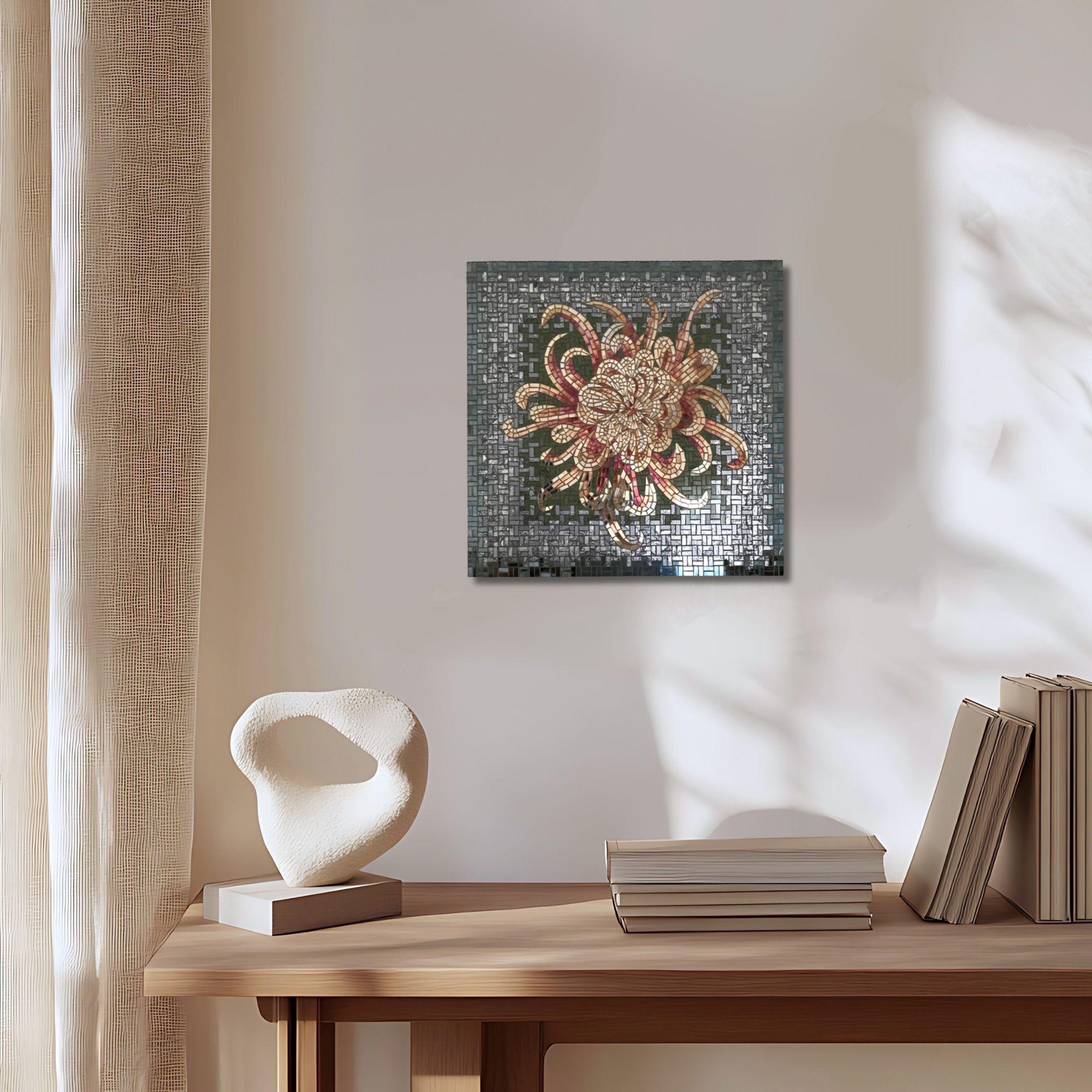 Fatto a mano “Chrysanthemum”- Scultura a Mosaico in Vetro Specchiato, Pezzo Unico, 2024 in vendita