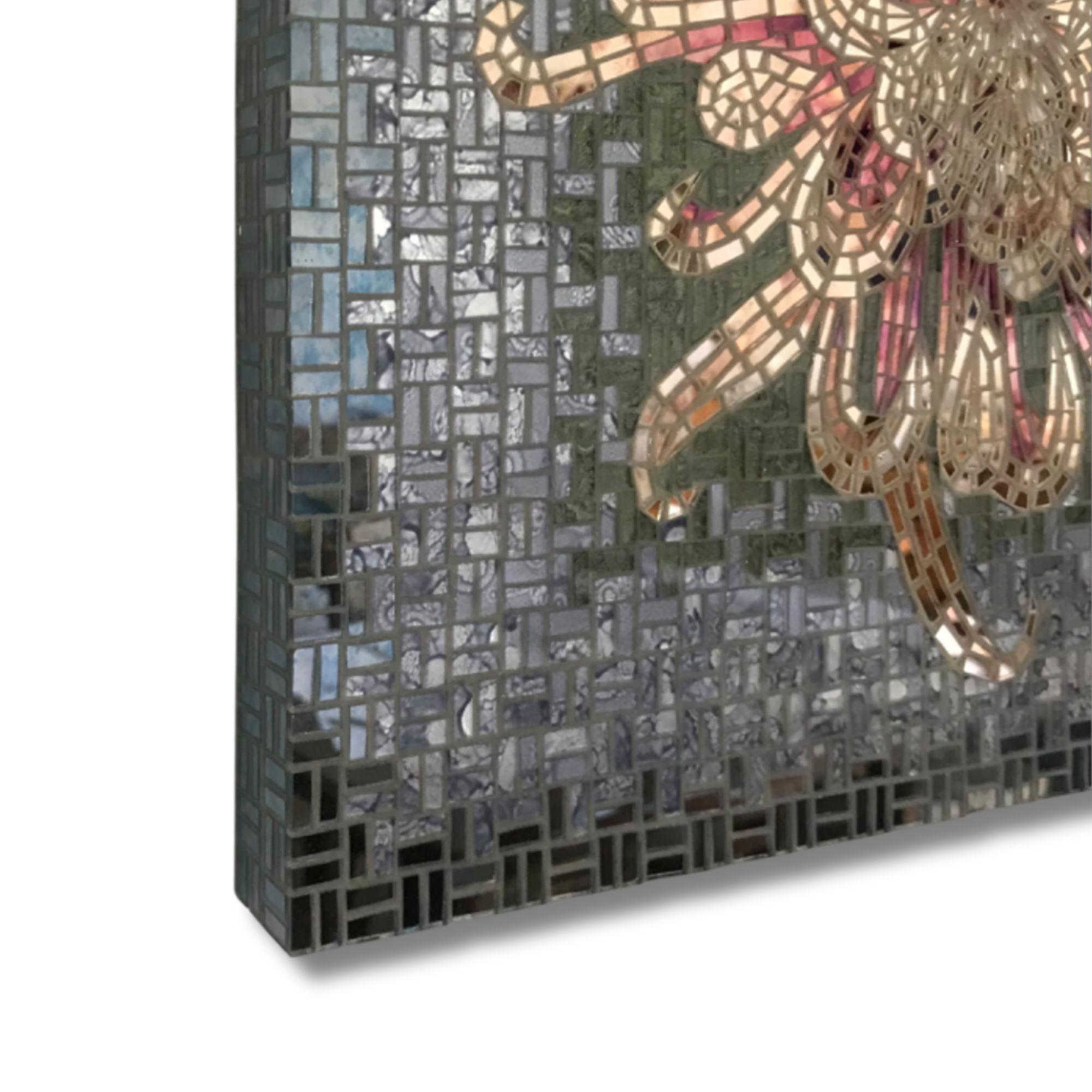 “Chrysanthemum”- Scultura a Mosaico in Vetro Specchiato, Pezzo Unico, 2024 in vendita 1
