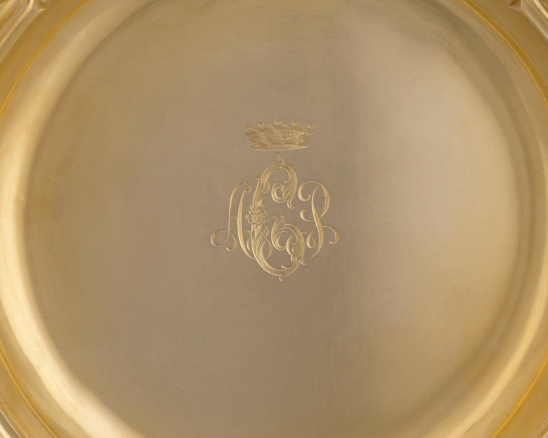 Juego de 8 cuencos de plata dorada
Tiffany & Co.
1907-1947

Este elegante juego de ocho cuencos de plata dorada de Tiffany & Co. es un testimonio del arte intemporal y la artesanía duradera de la famosa empresa. Con el legendario motivo Crisantemo