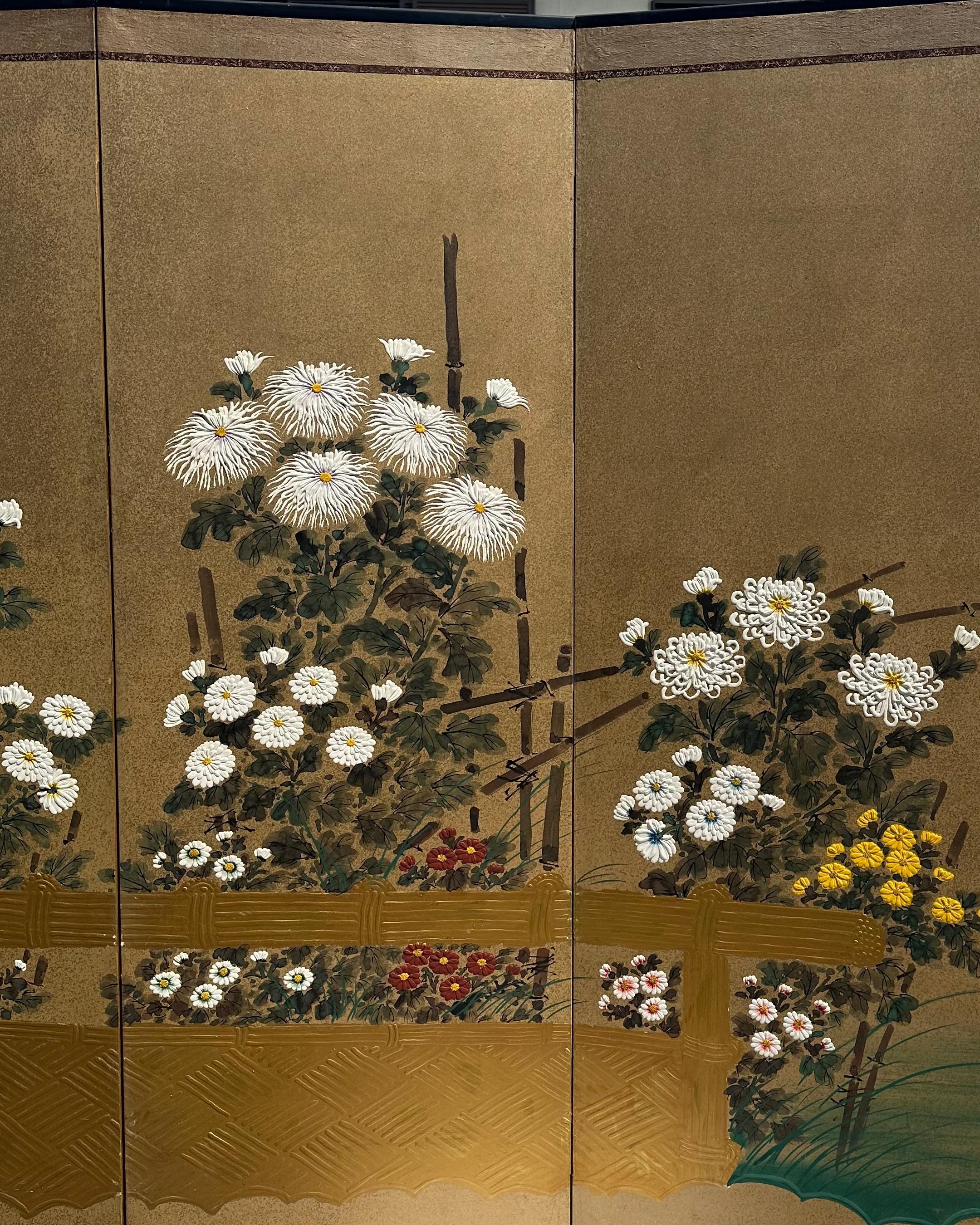 Chrysanthemen in goldenem Glanz (Meiji-Periode) im Angebot