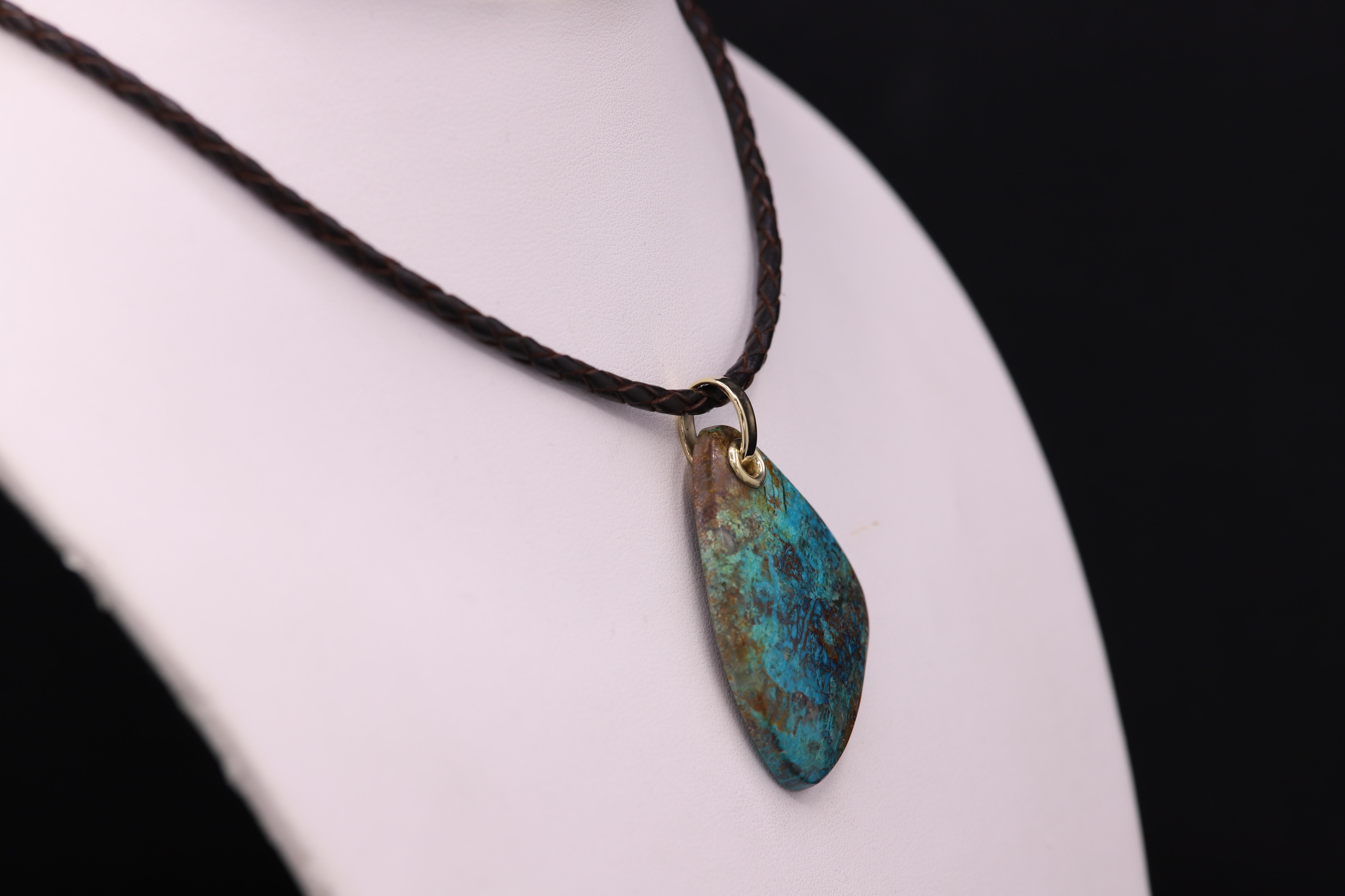 Chrysocolla Natural Stone Necklace 14 Karat Yellow Gold Leather & Blue Stone In New Condition For Sale In Brooklyn, NY