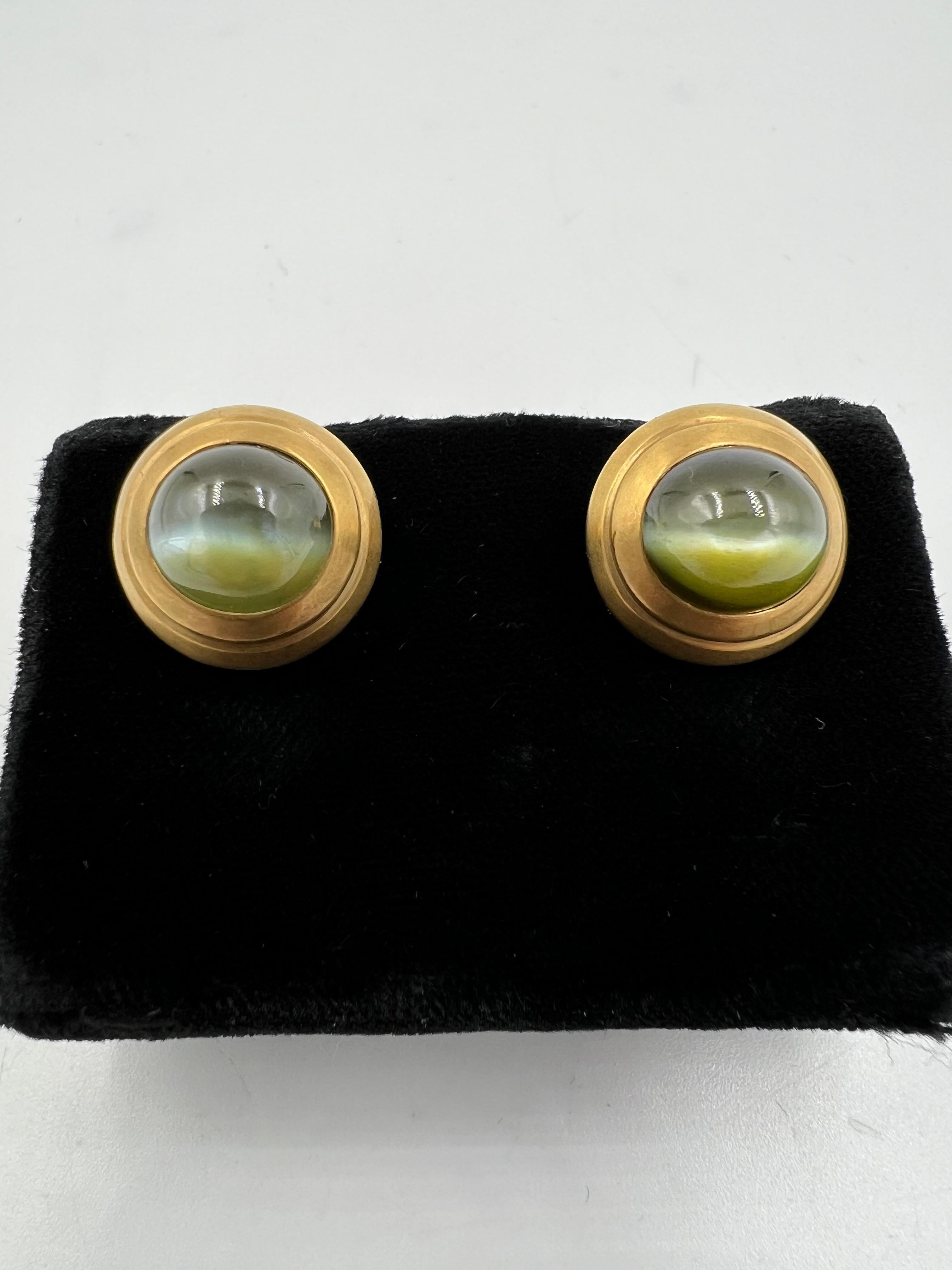 Chrysoberyl Cats Eye Yellow Gold Cufflinks For Sale 3
