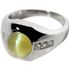 Chrysoberyll Katzenauge und Diamant Ring aus Platin Mitte des Jahrhunderts