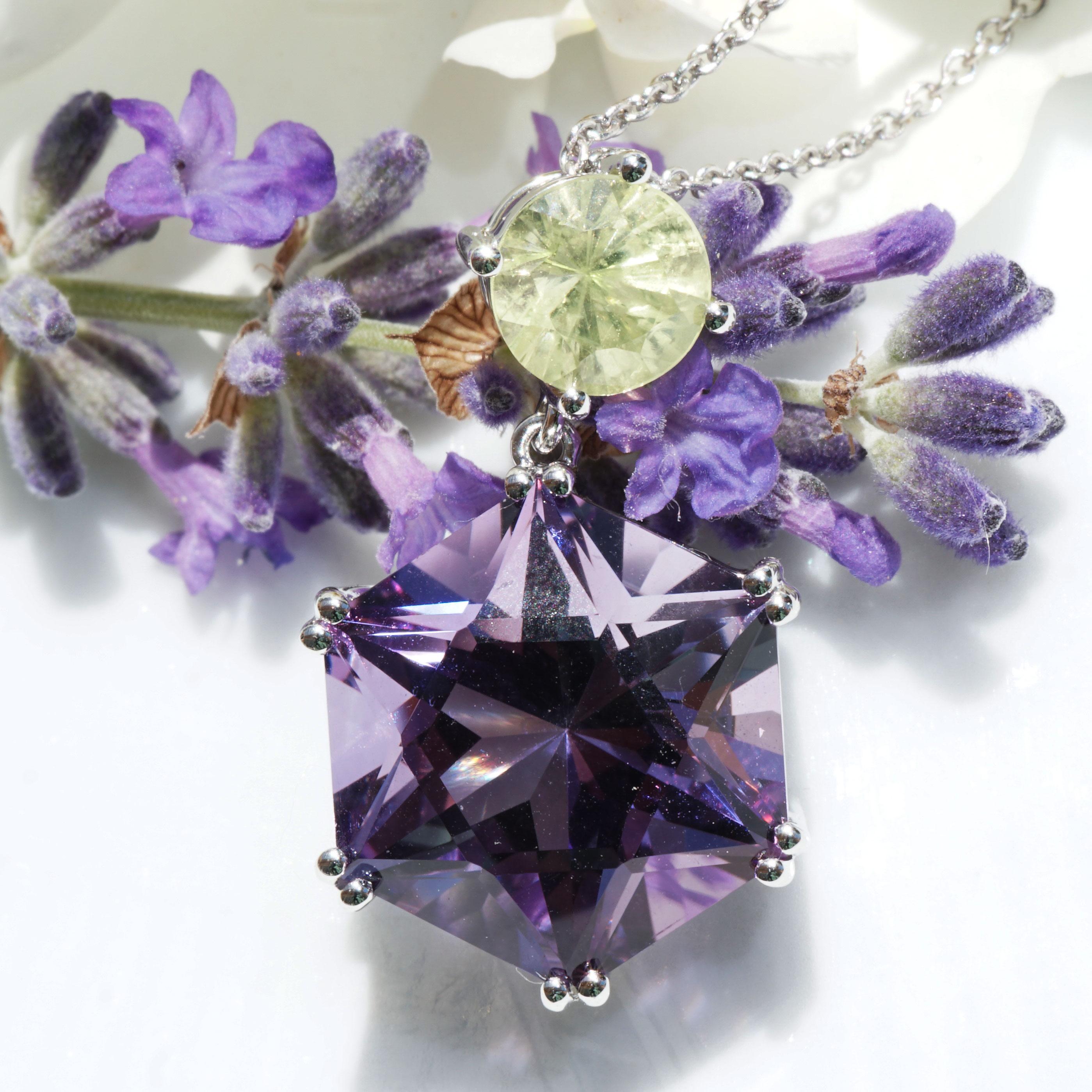 Chrysoberyll Amethyst Pendant with Chain neverseen Colors 10 ct Star Cut Brazil For Sale 4
