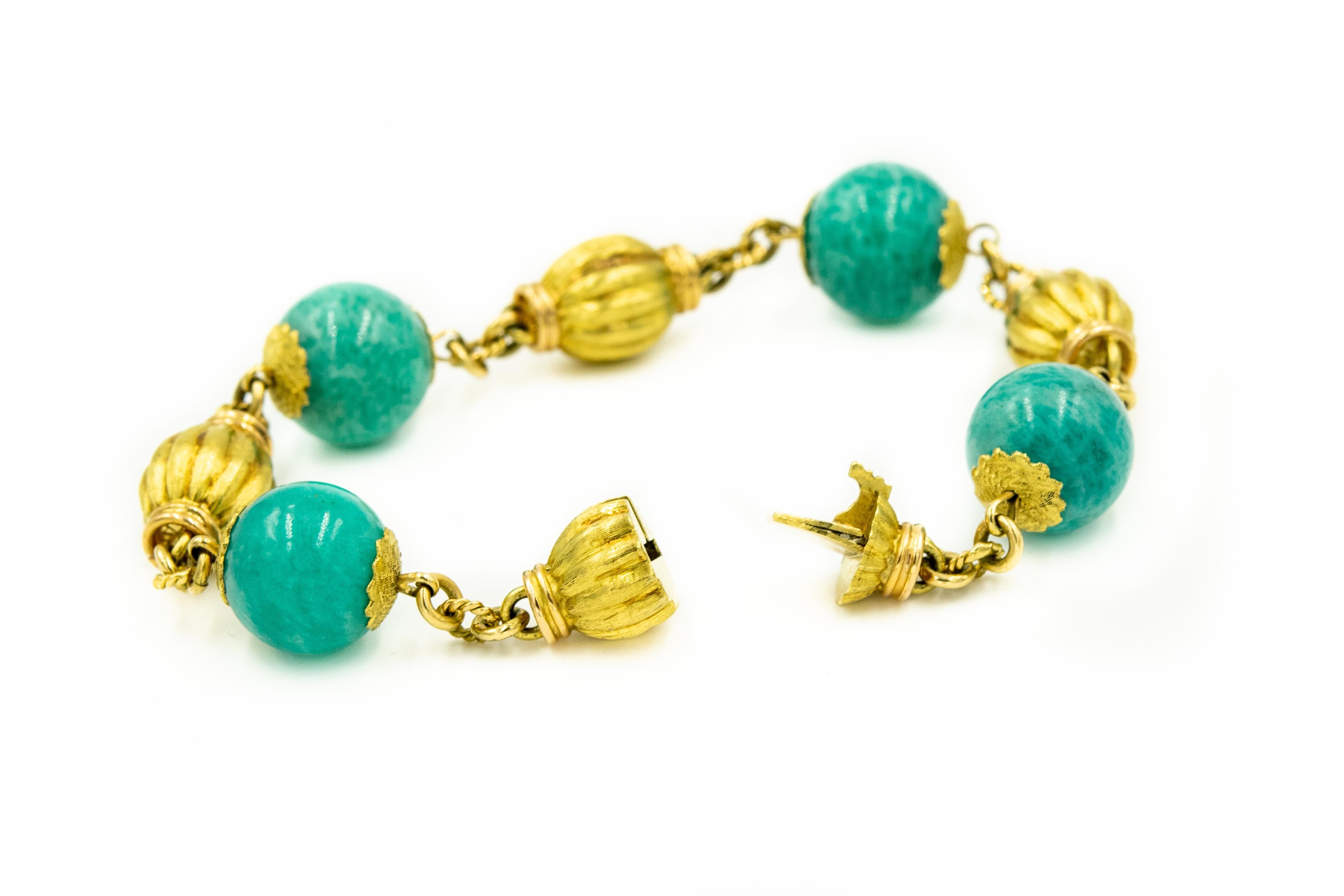 Chrysocolla Fluted Gold Bead Yellow Gold Bracelet In Good Condition For Sale In Miami Beach, FL