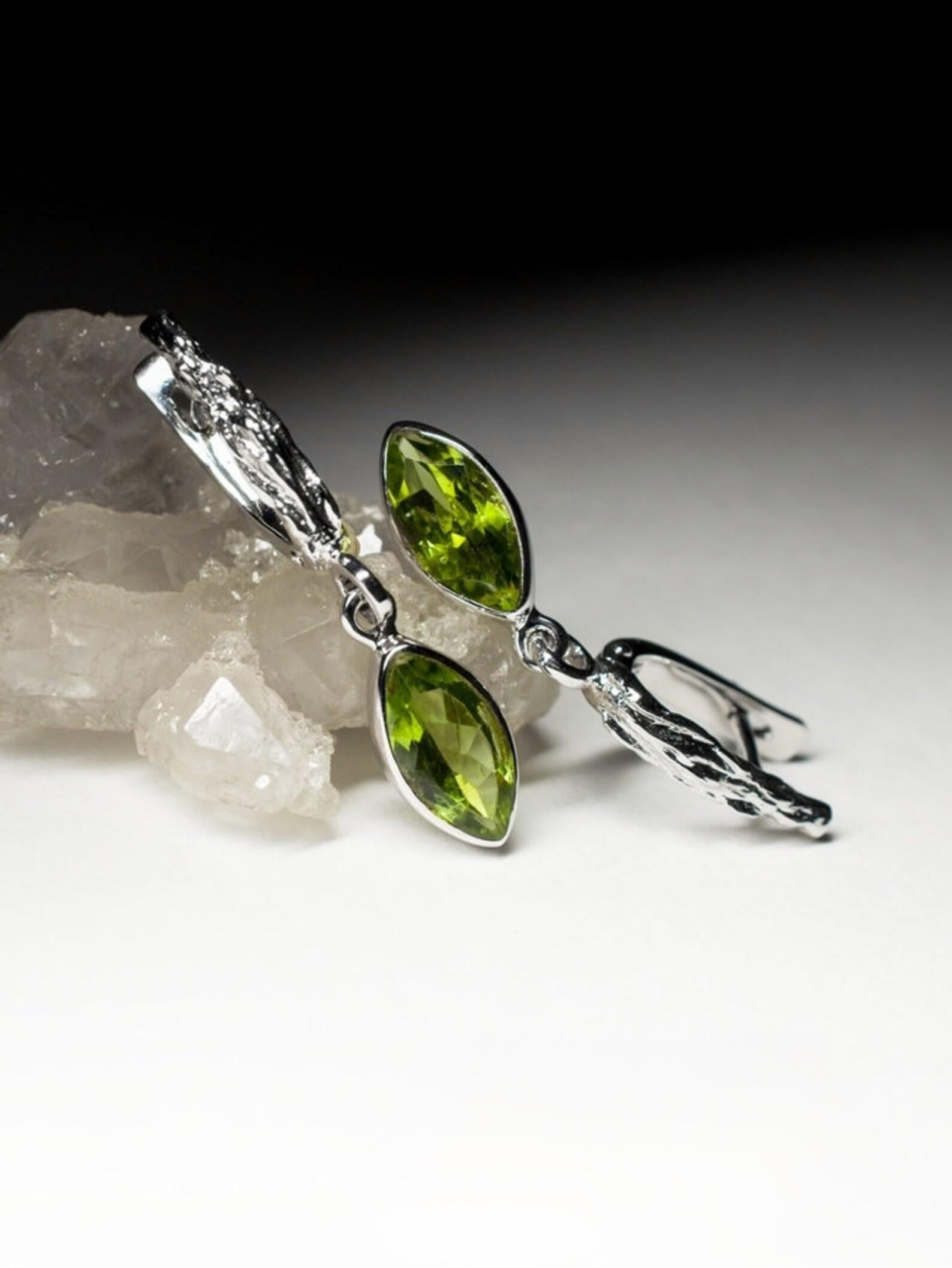 Women's or Men's Chrysolite Silver Earrings Marquise Peridot Olive Green Leaf Gemstone For Sale