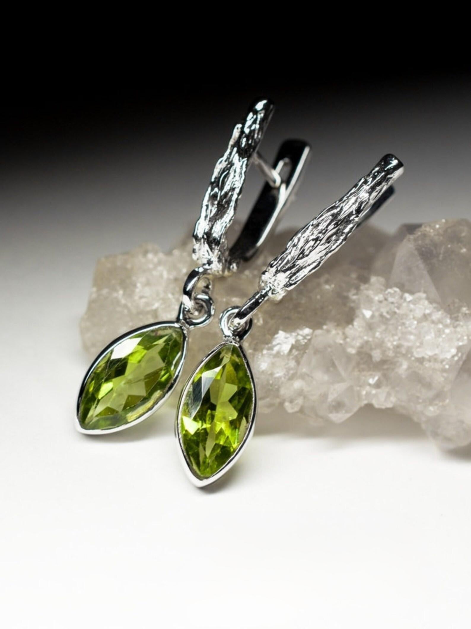 Chrysolite Silver Earrings Marquise Peridot Olive Green Leaf Gemstone For Sale 3