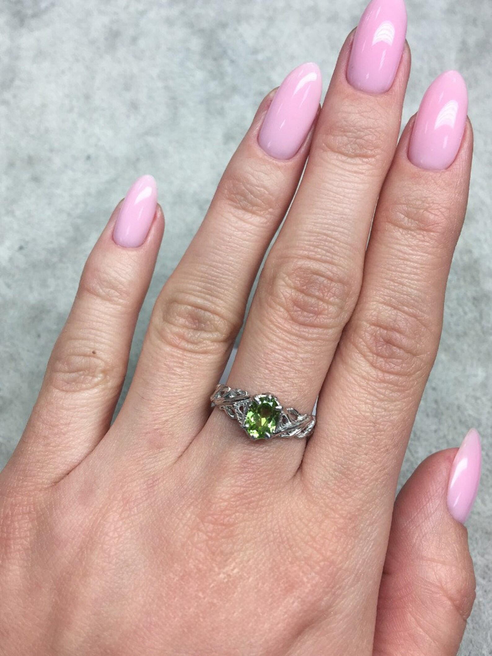 Oval Cut Chrysolite Silver Ring Pear Green Color Classic Oval Peridot Gemstone Gift For Sale