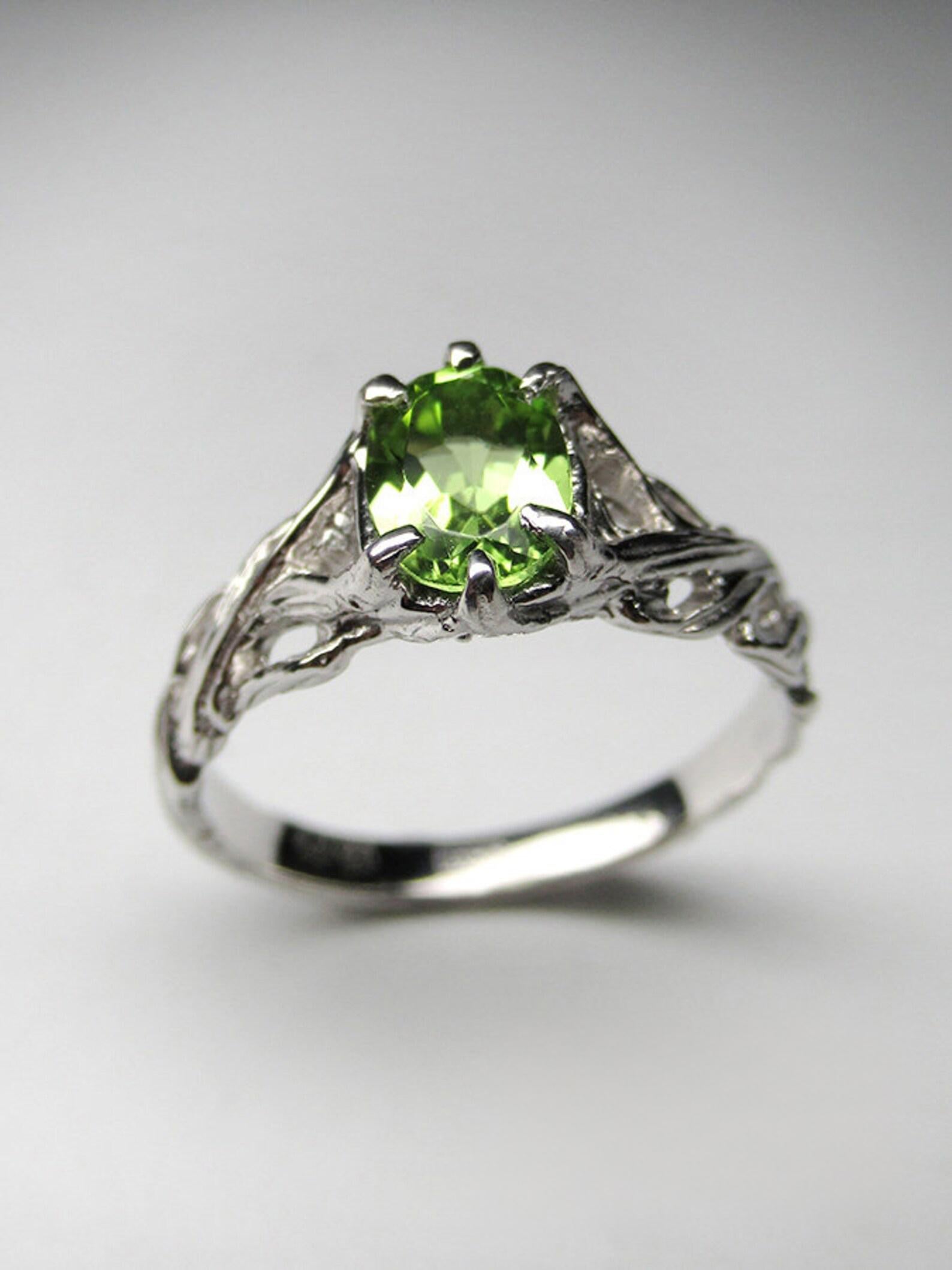 Women's or Men's Chrysolite Silver Ring Pear Green Color Classic Oval Peridot Gemstone Gift For Sale