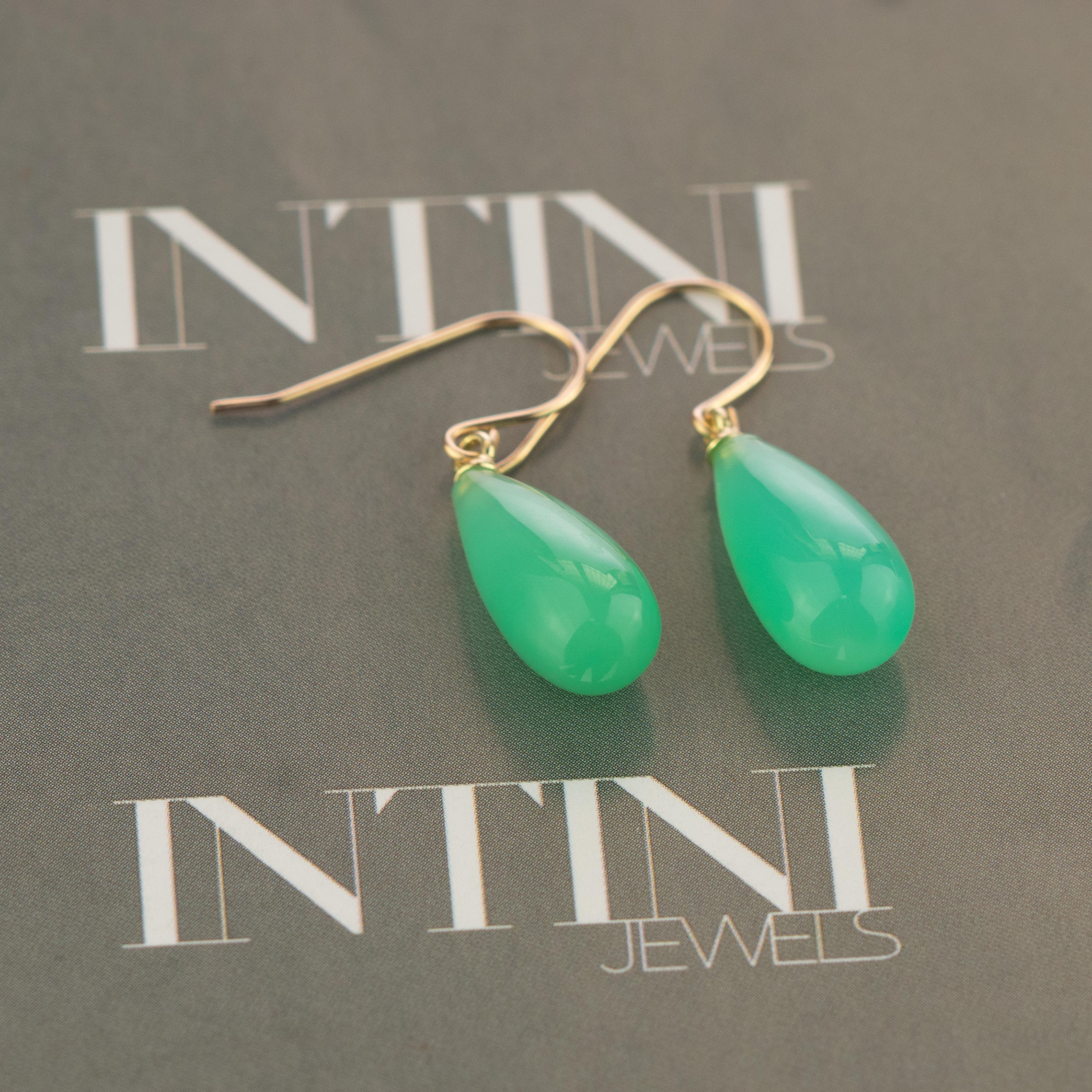 Dreamy translucent green 5 carat chrysophrase pear briolette earrings, embellished with 18 karat yellow gold in a unique drop tear-pear shape. Let Intini Jewels, our traditonal Handmade Milanese brand, surprise you with fashionable accessories and