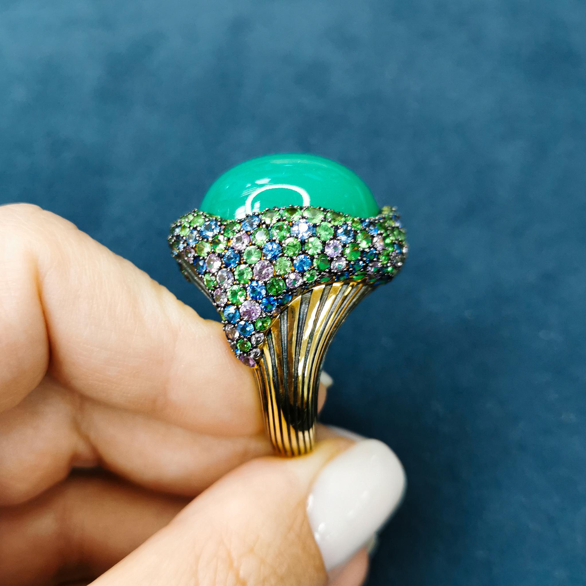 Cabochon Chrysoprase 40.30 Carat Sapphires Tsavorites 18 Karat Yellow Gold Ring For Sale