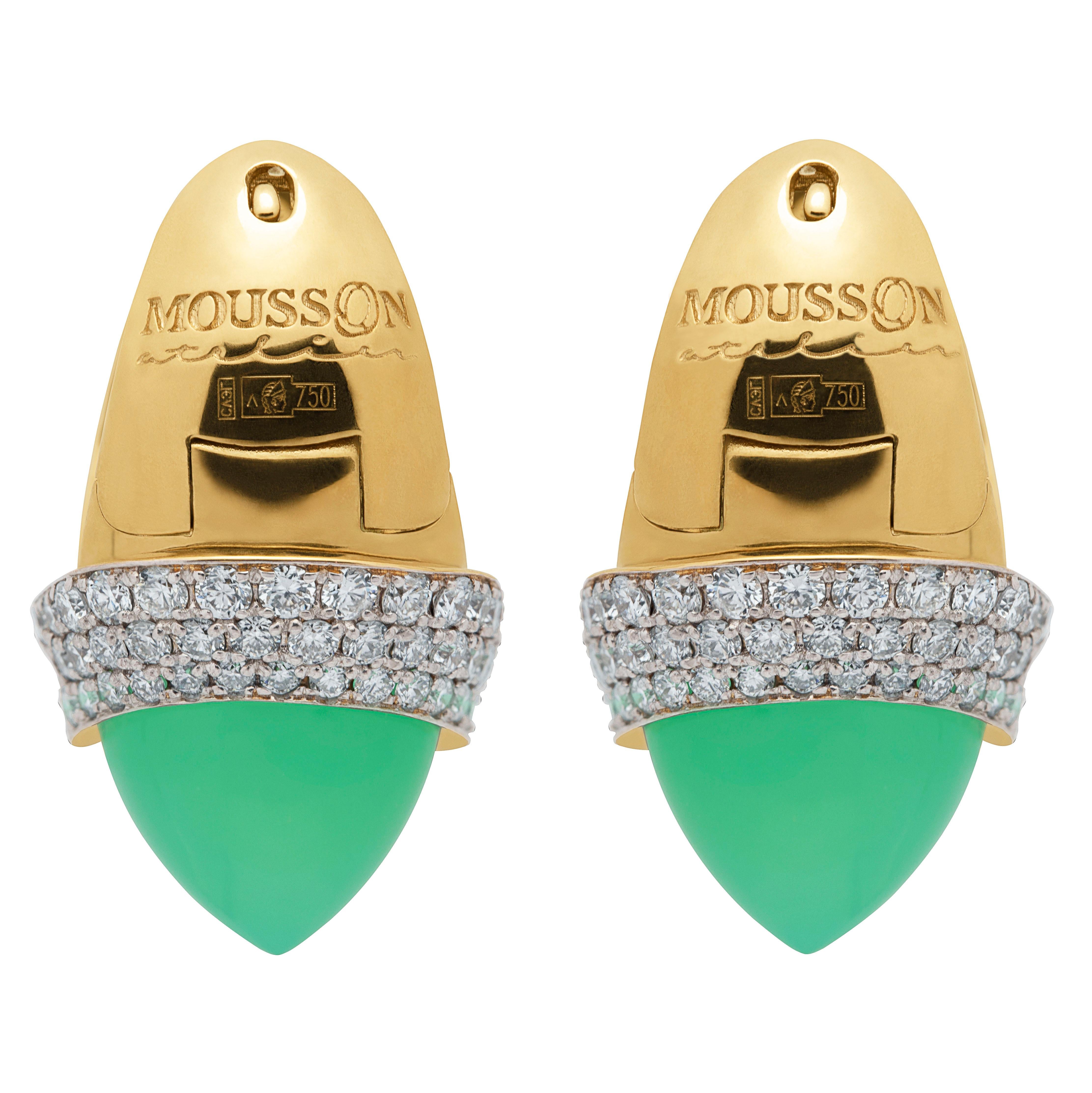 Chrysoprase 6.60 Carat Tsavorites Diamonds 18 Karat Gold Fuji Earrings
Series of these Earrings isn't called Fuji for nothing, since the inspiration for the creation of these products came to us exactly from the contemplation of this majestic