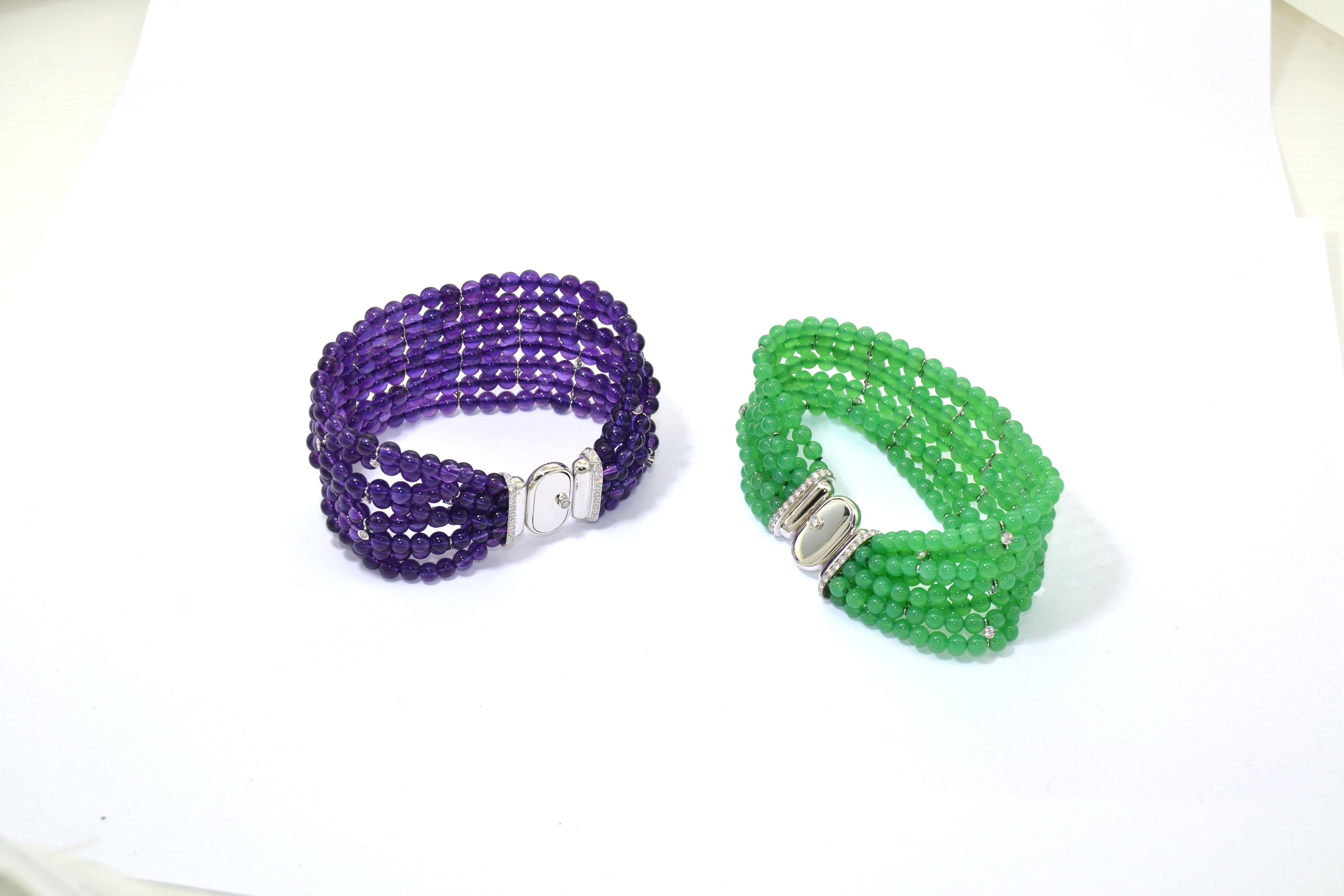 Taille ronde Bracelets jumeaux en or blanc 18 carats, diamants, chrysoprase et améthyste, fabriqués en Italie  en vente