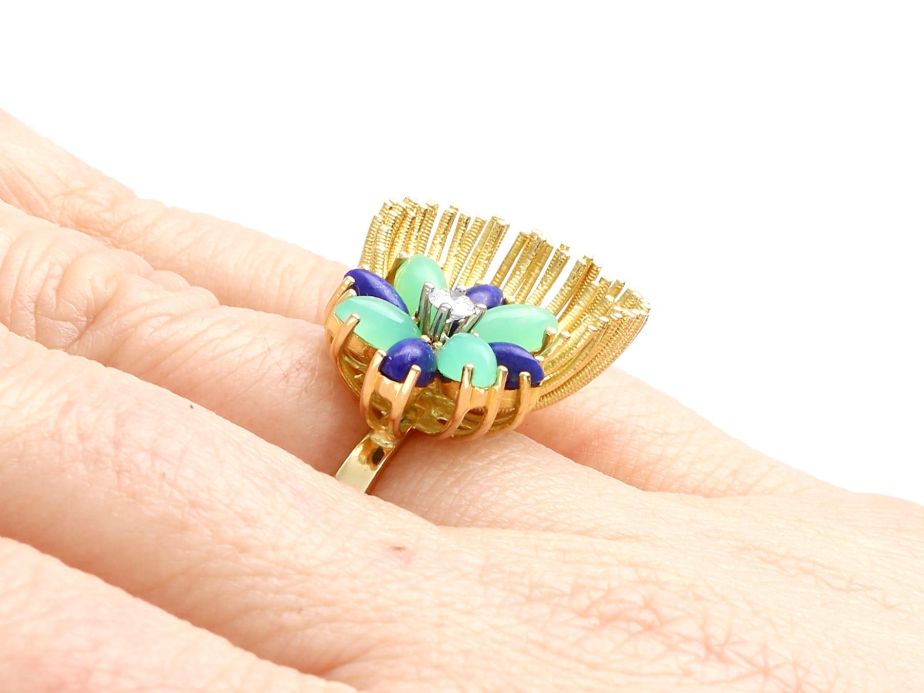 1980s Chrysoprase and Sodalite Diamond and Yellow Gold Cocktail Ring For Sale 2